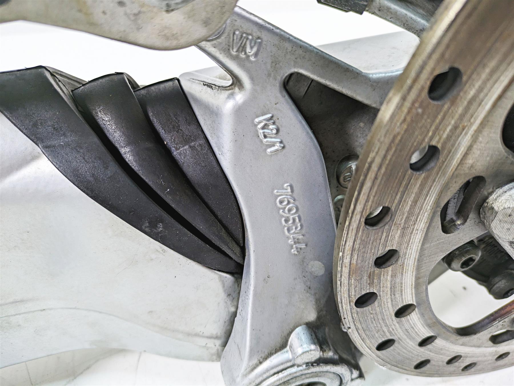 2007 BMW R1200GS K255 Adv Swingarm Differential Drive Shaft 31:11 33117726889 {{ shop.shopifyCountryName }} - Mototech271