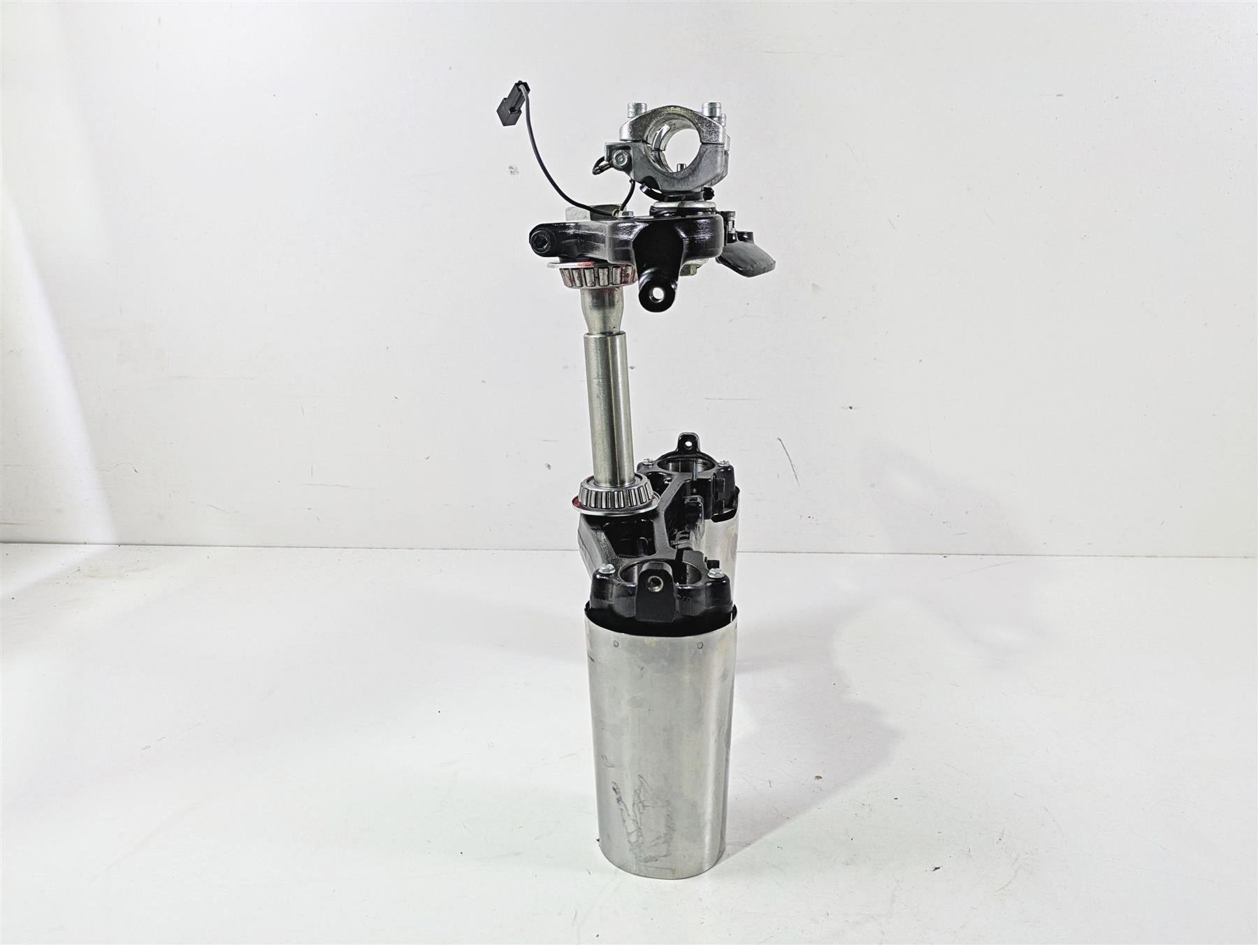 2021 Harley Touring FLTRX Road Glide Upper Lower Triple Tree Set 49mm 45900024 {{ shop.shopifyCountryName }} - Mototech271