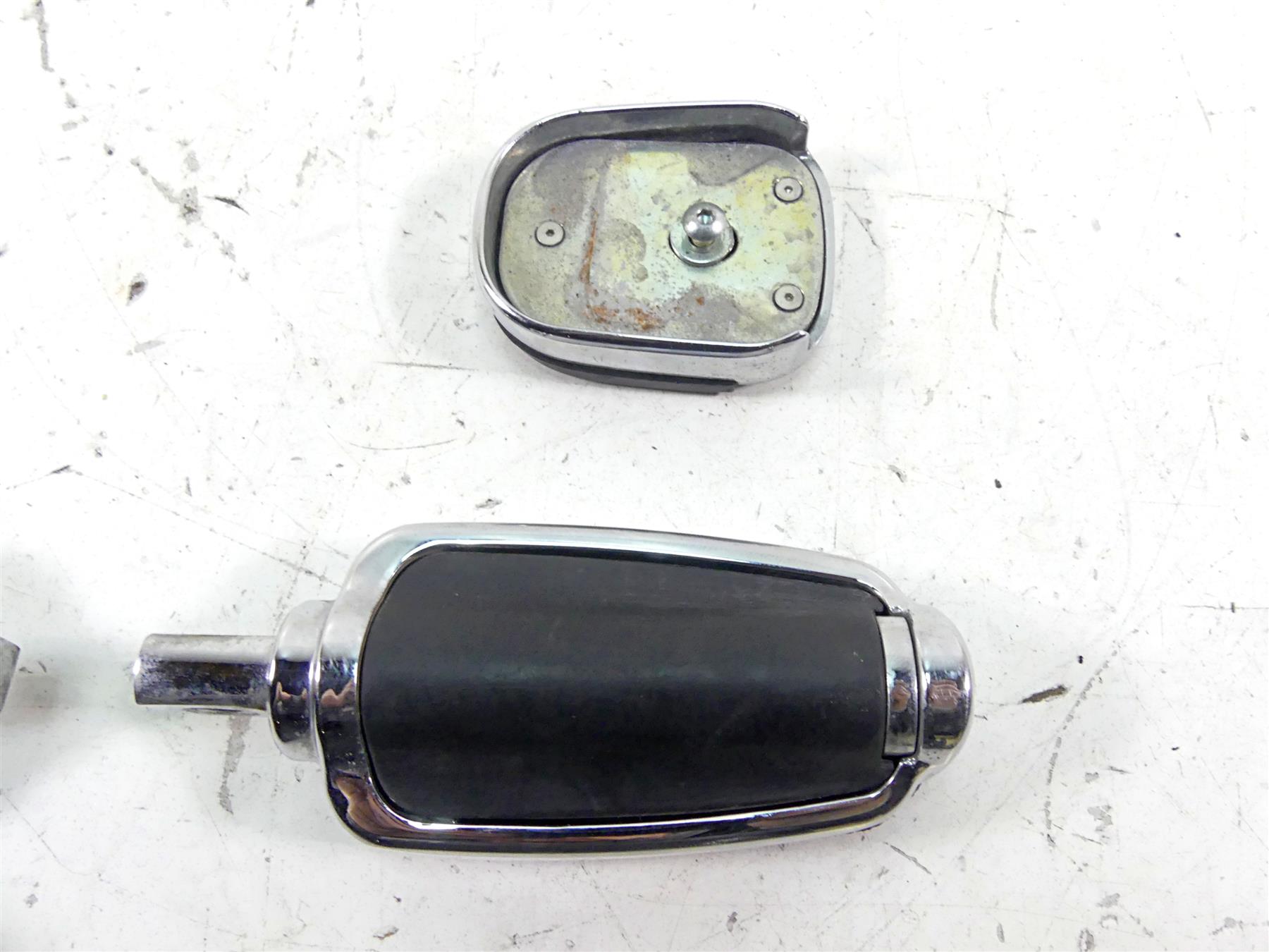 2006 Harley Softail FXSTSI Springer Slipstream Footpeg Brake Pedal Pad {{ shop.shopifyCountryName }} - Mototech271