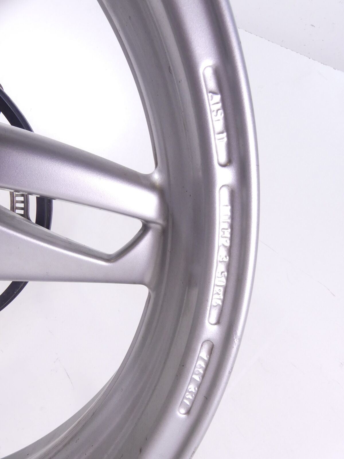 2003 BMW R1200CL K30 Straight Front 16x3.5 Wheel Rim 36317667445 {{ shop.shopifyCountryName }} - Mototech271