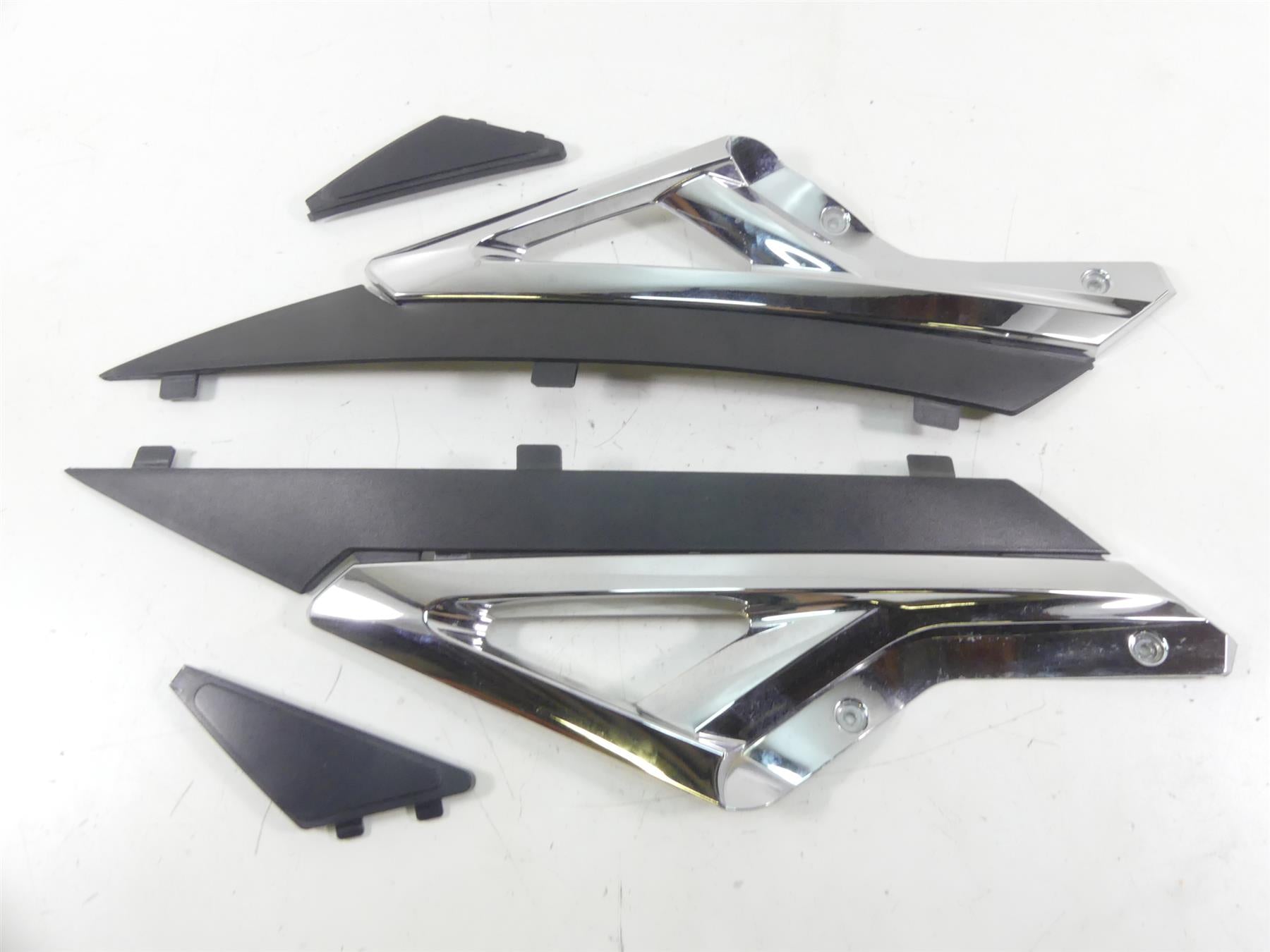 2017 Yamaha Waverunner VX Limited Left Right Chrome Trim Cover Set F3P-U377G
