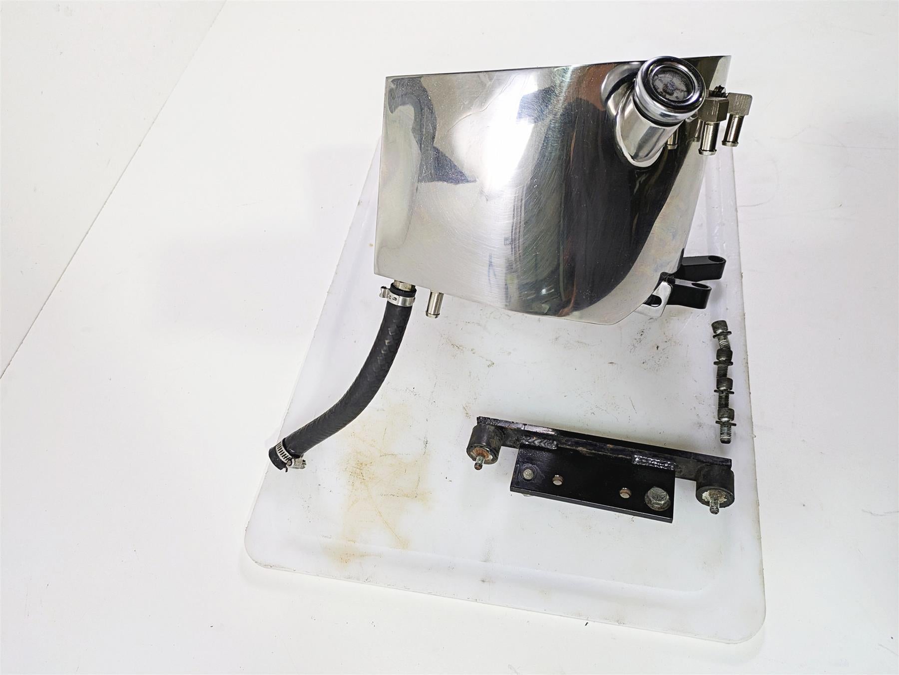 2002 Indian Spirit Deluxe Chrome Oil Tank Reservoir 29-962 {{ shop.shopifyCountryName }} - Mototech271