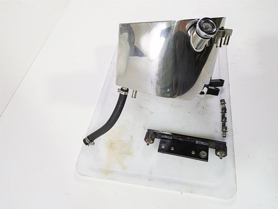2002 Indian Spirit Deluxe Chrome Oil Tank Reservoir 29-962 {{ shop.shopifyCountryName }} - Mototech271