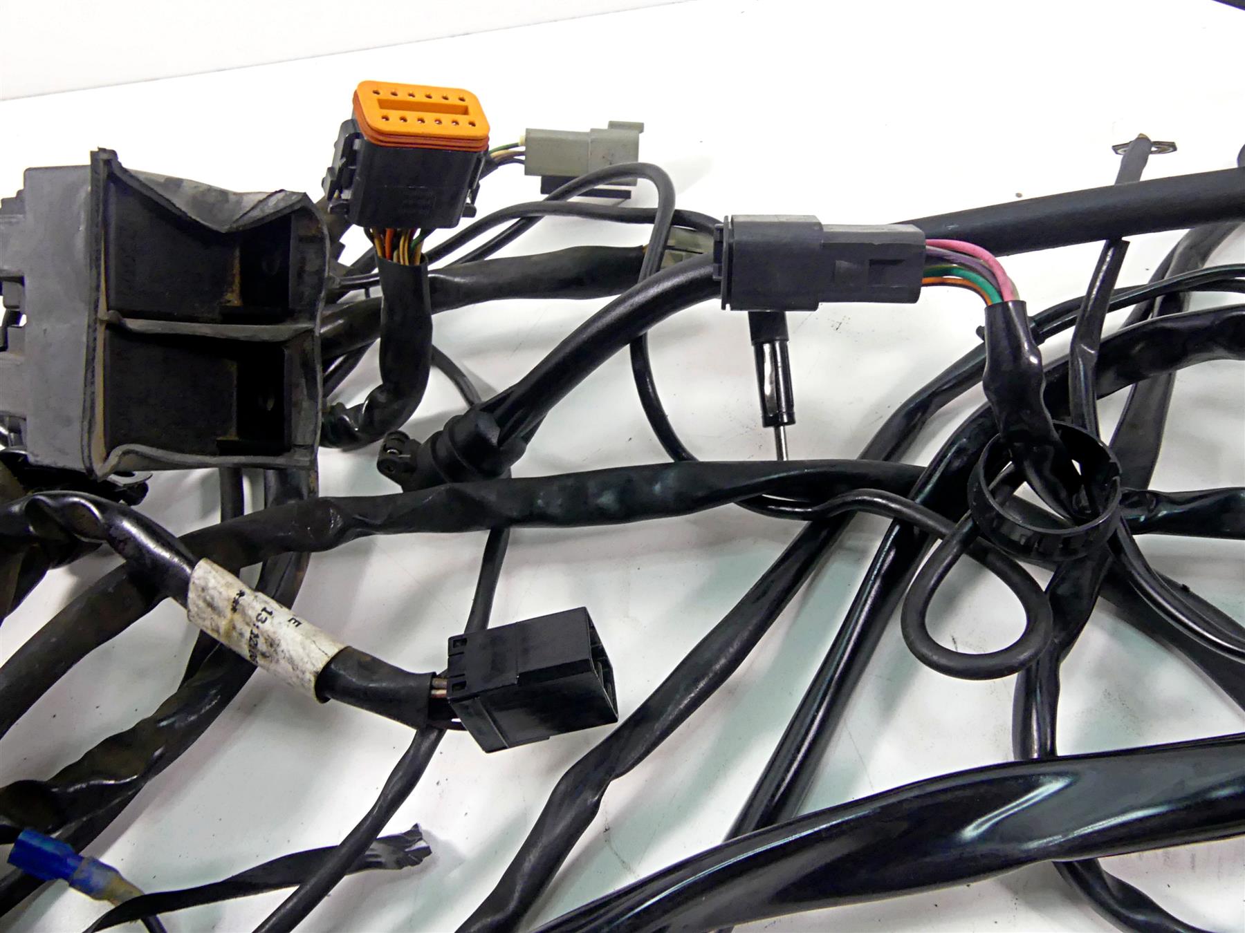 2004 Harley Touring FLHTCUI Electra Glide Main Wiring Harness Loom 70985-04 {{ shop.shopifyCountryName }} - Mototech271