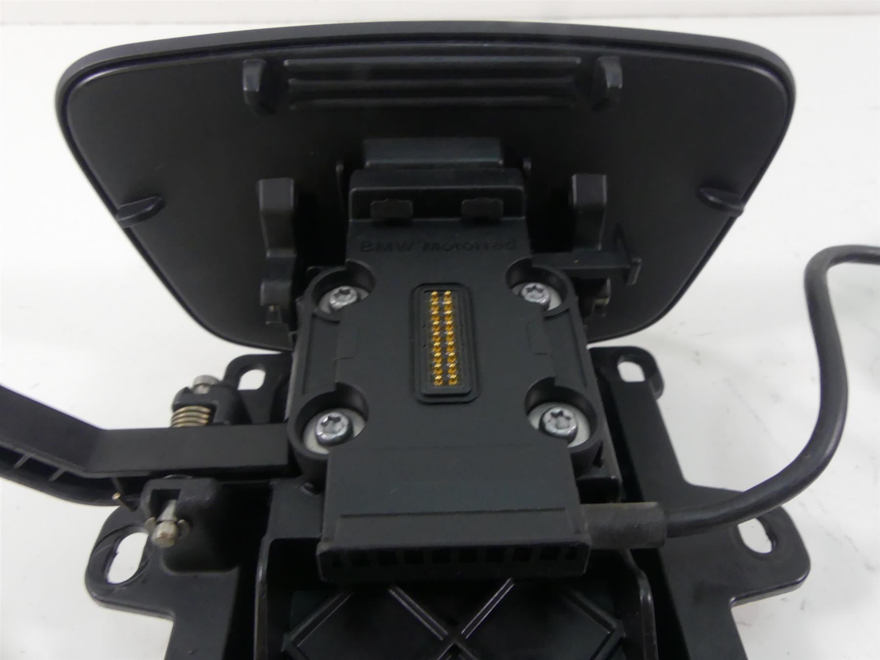 2015 BMW K1600GT K48 Gps Navigator Housing + Cover & Mounts 46637724088 {{ shop.shopifyCountryName }} - Mototech271