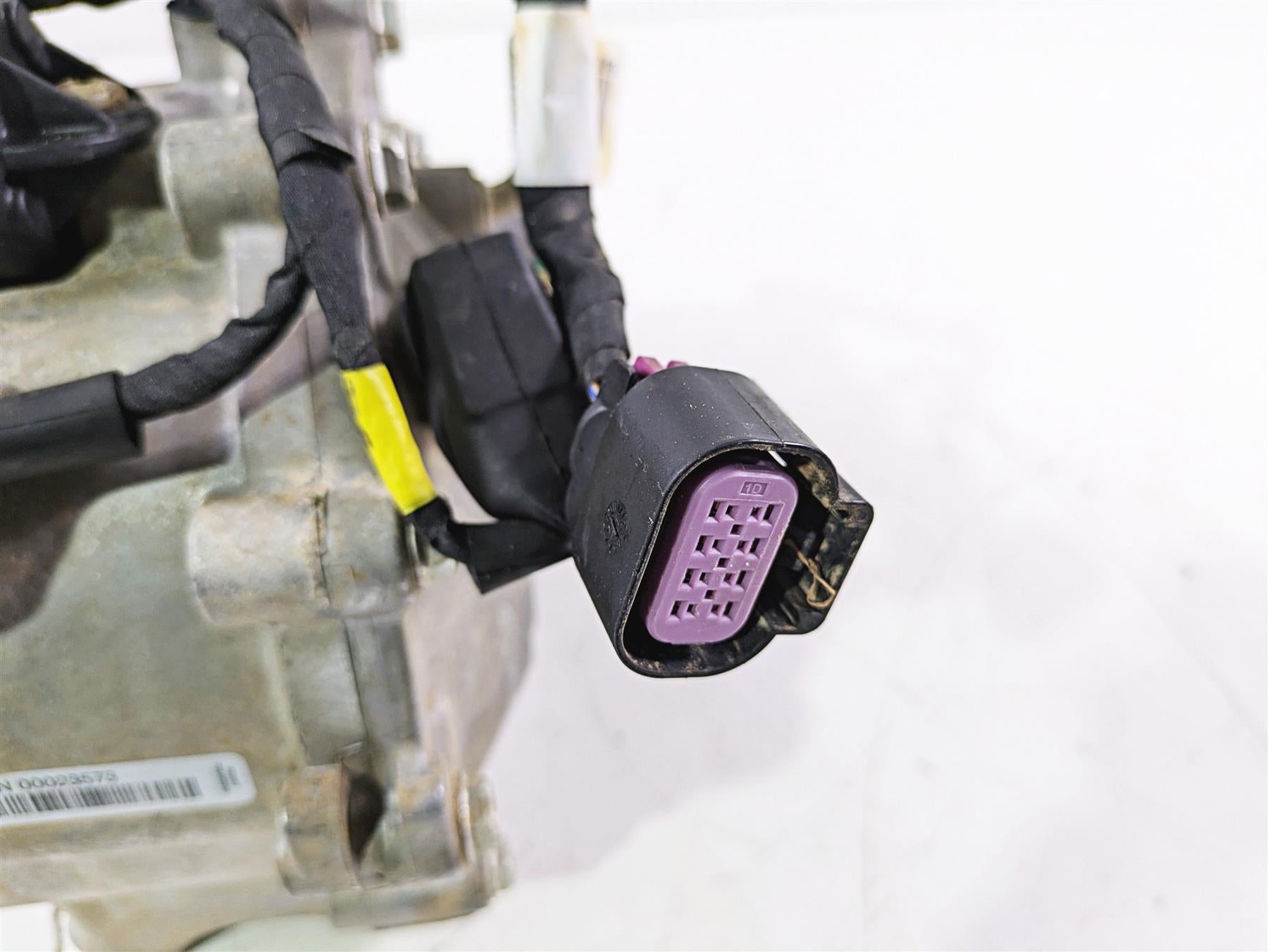 2023 Can Am Maverick X3 XMR Turbo RR Front Differential Box Smart Lock 705402936 {{ shop.shopifyCountryName }} - Mototech271