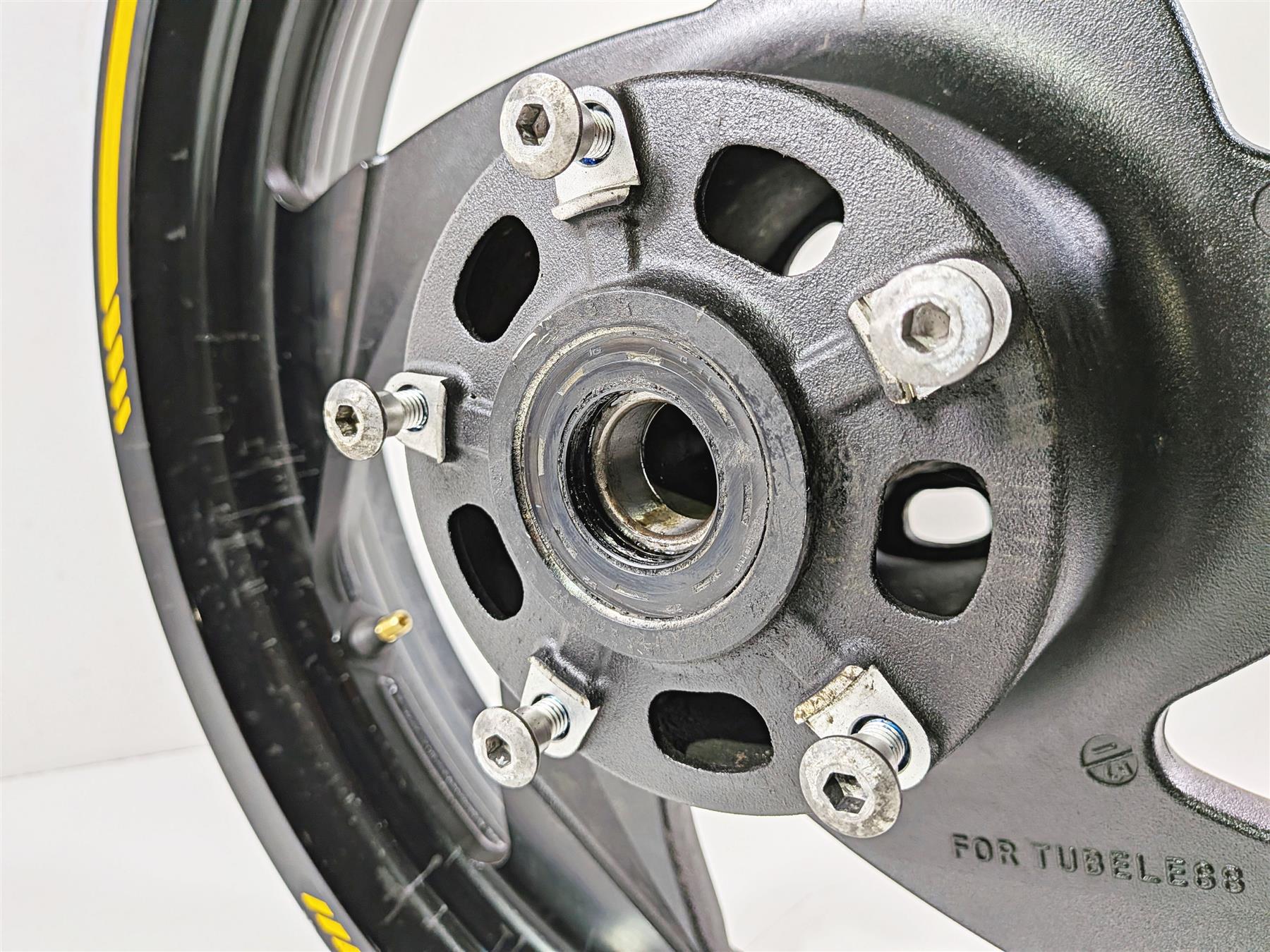 2014 Suzuki M109R VZR1800 Boulevard Straight 18x3.5 Front Wheel