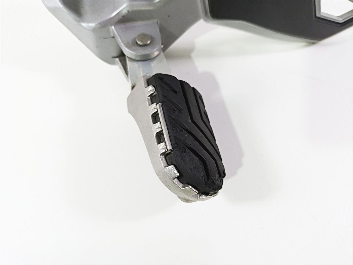2015 Triumph Tiger Explorer XC Left Front Footpeg & Shifter T2081079 T2081888 {{ shop.shopifyCountryName }} - Mototech271