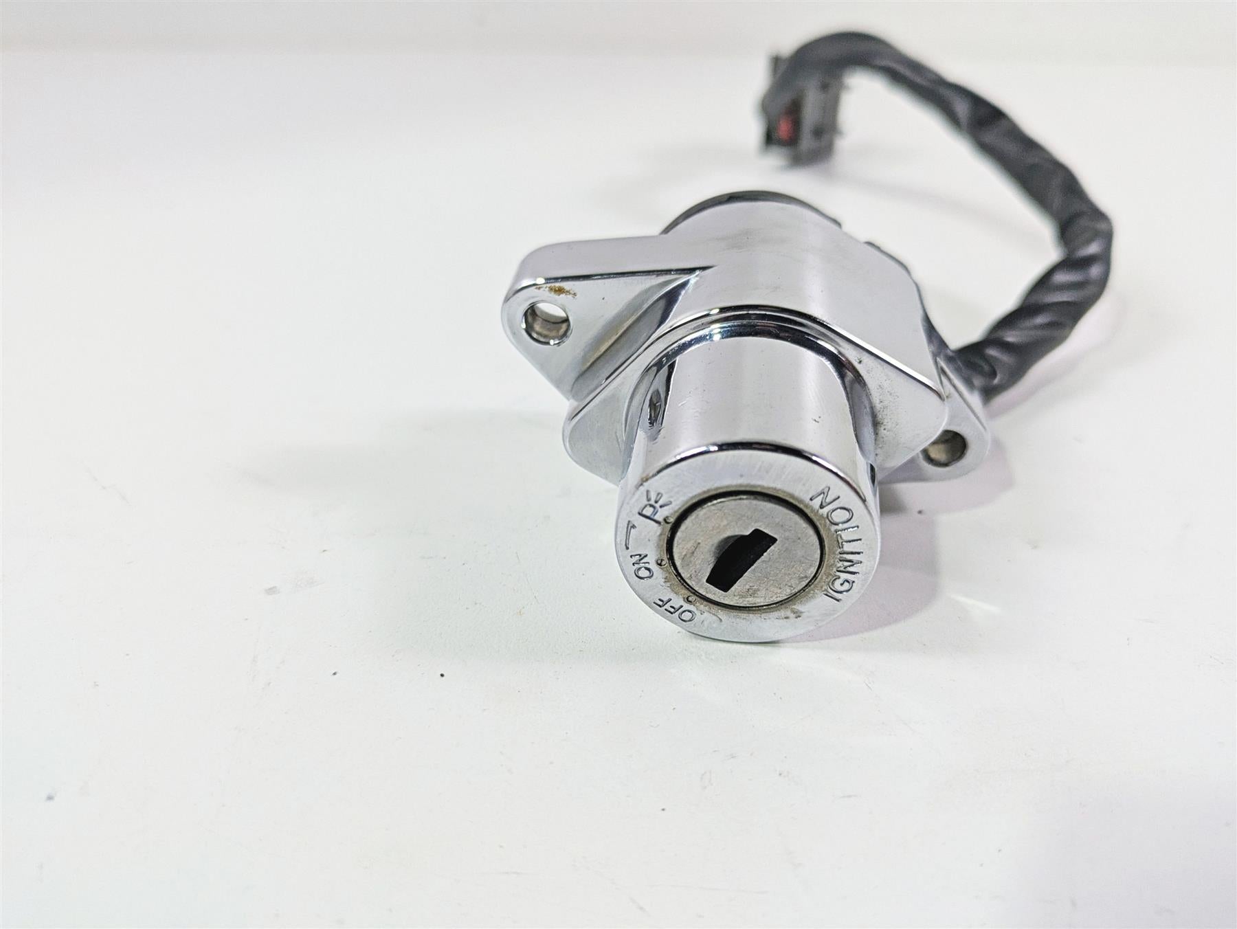 2013 Triumph Bonneville Ignition Switch Key Lock Set T2500804 {{ shop.shopifyCountryName }} - Mototech271