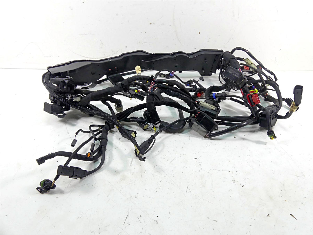 2015 Harley Touring FLHXS Street Glide Wiring Harness Loom - No Cuts 69200116 {{ shop.shopifyCountryName }} - Mototech271