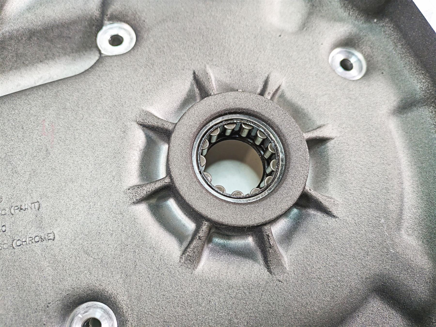 2012 Harley FLD Dyna Switchback Inner Primary Drive Clutch Cover 60681-06C {{ shop.shopifyCountryName }} - Mototech271