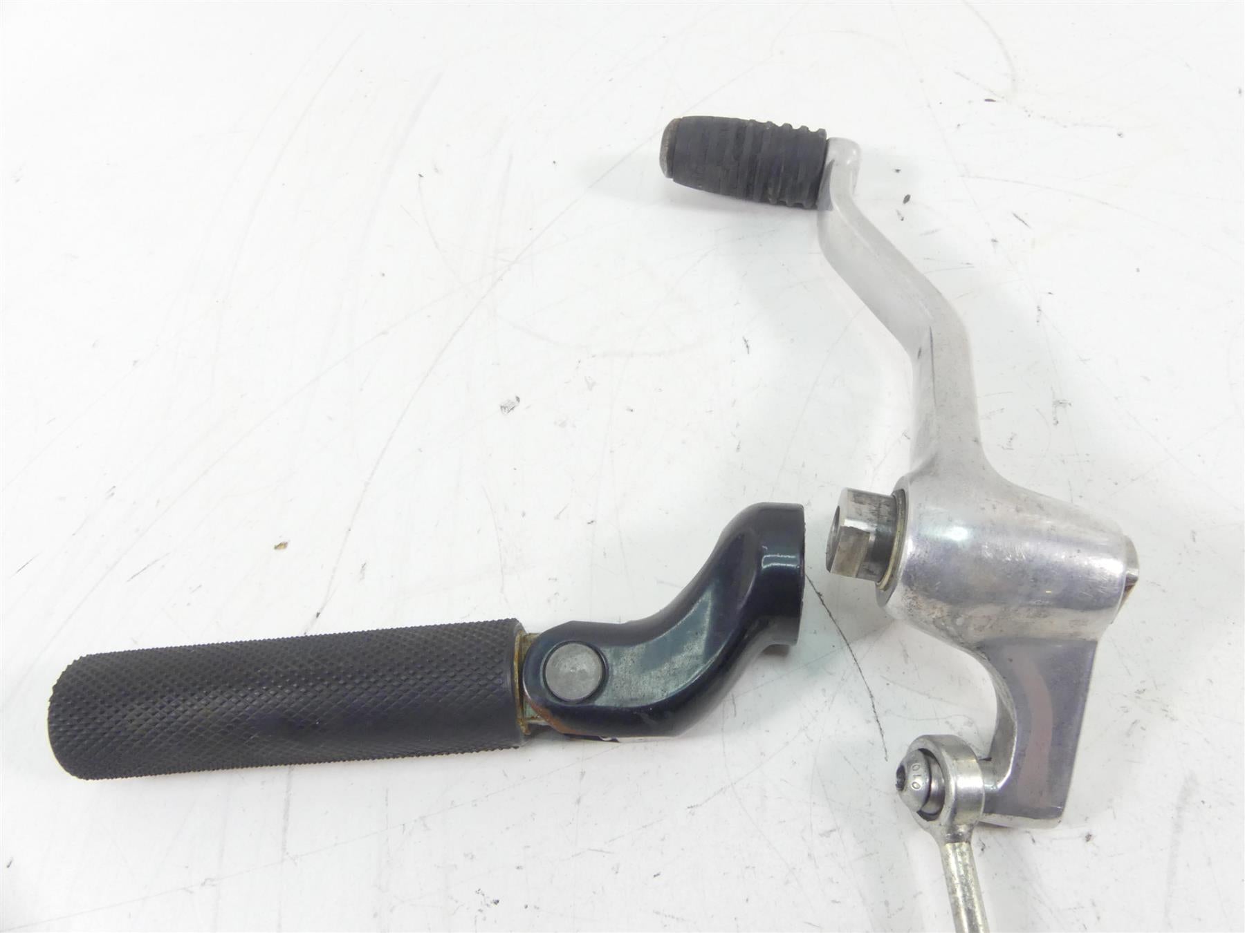2013 Harley VRSCDX Night Rod Special Left Front Footpeg & Shifter Parts 33757-01 {{ shop.shopifyCountryName }} - Mototech271