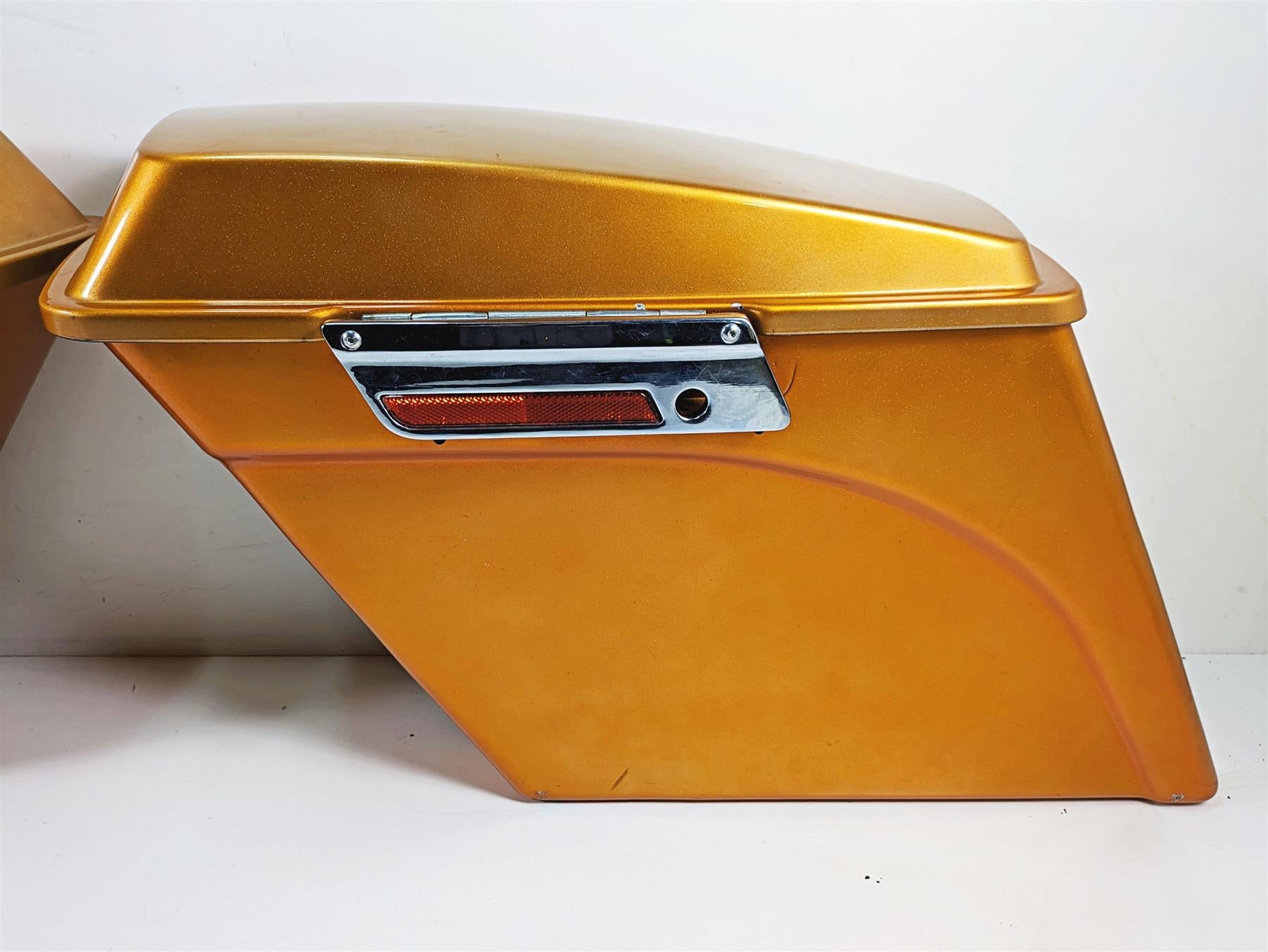 2011 Harley Touring FLTRU Road Glide 4" Extended Saddlebag Saddle Bag Set for 2 into 1 Exhaust System {{ shop.shopifyCountryName }} - Mototech271