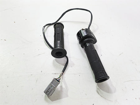 2018 Ducati Hypermotard 939 SP Ride By Wire Throttle Grip READ 66020033E {{ shop.shopifyCountryName }} - Mototech271
