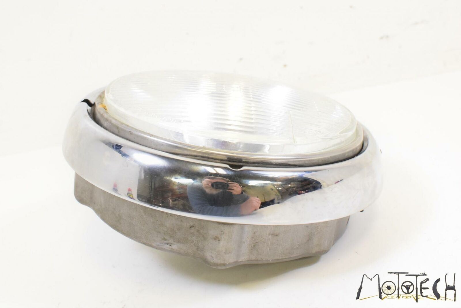 1997 Harley Touring FLHRI Road King Headlight Head Light CHROME Ring 67755-81A {{ shop.shopifyCountryName }} - Mototech271