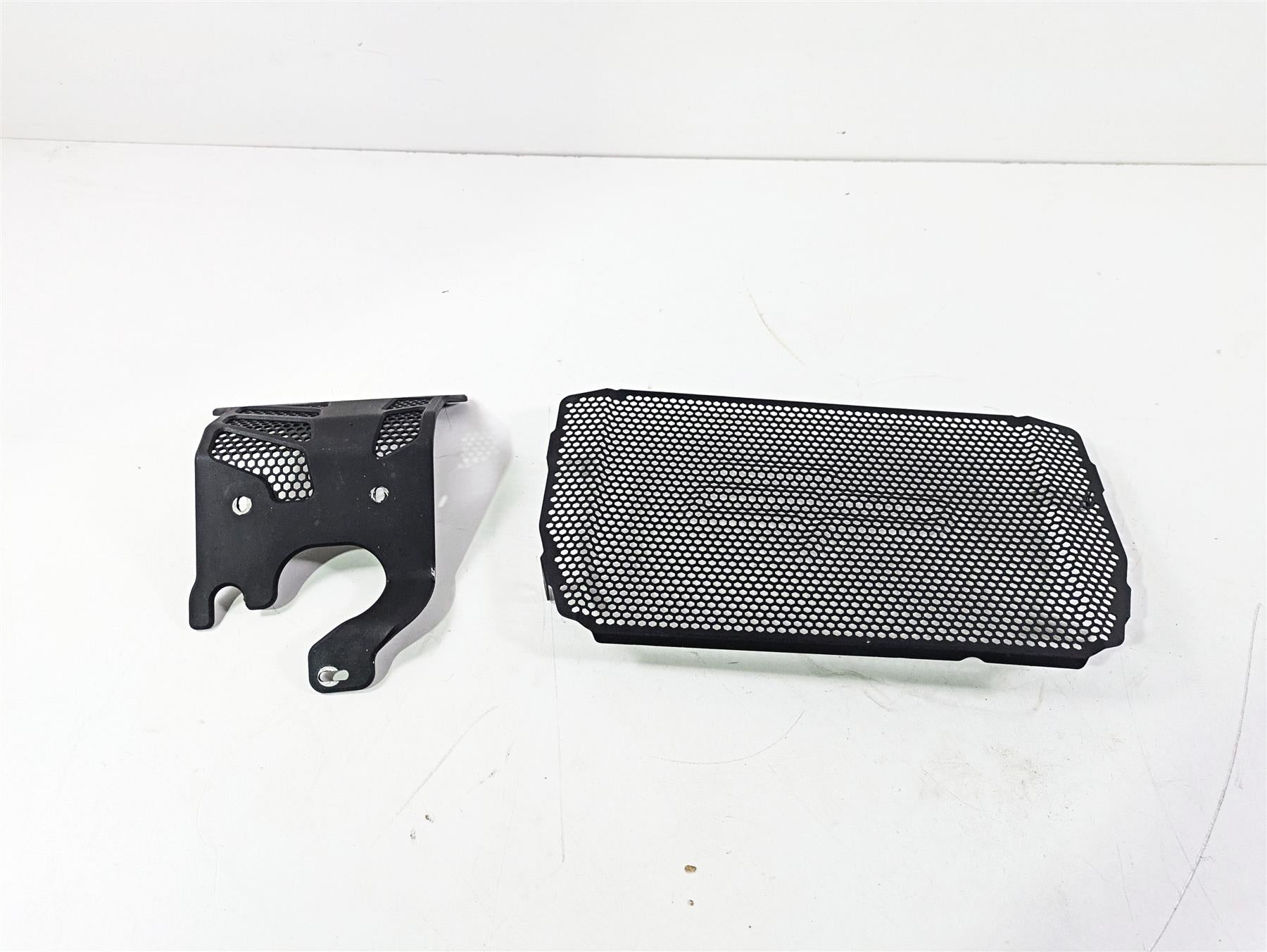 2015 Ducati Hypermotard 821 SP Evotech Radiator & Engine Guard Set PRN011128-01 | Mototech271