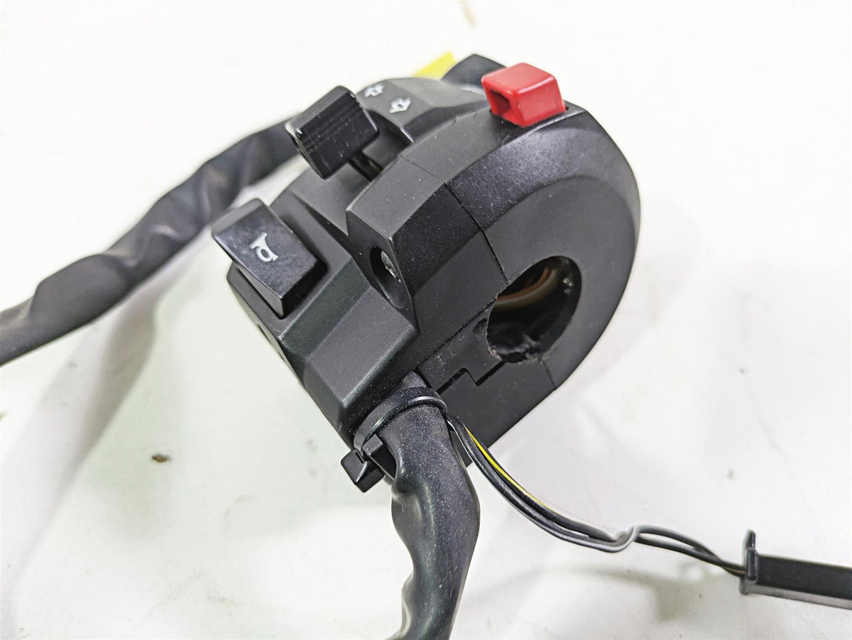 2008 Suzuki GSXR600 Left Hand Light Blinker Horn Control Switch 37400-37H13 {{ shop.shopifyCountryName }} - Mototech271