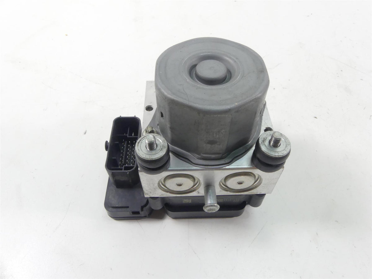 2014 Harley Touring FLHTK Electra Glide Abs Brake Pump Unit Module 41100013 {{ shop.shopifyCountryName }} - Mototech271