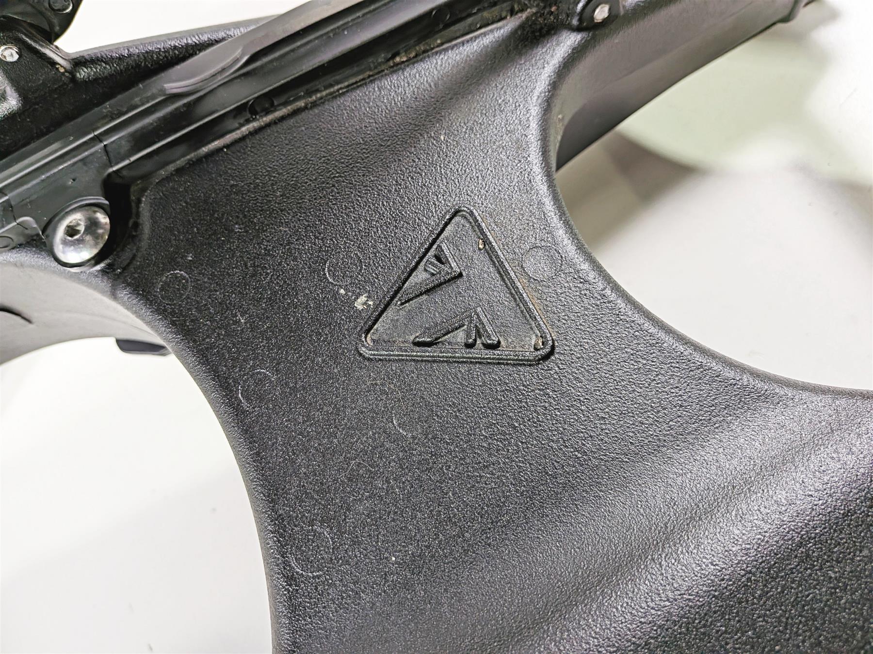2022 Triumph Tiger 900 GT Pro Rear Swingarm Swing Arm & Axle T2050983 {{ shop.shopifyCountryName }} - Mototech271