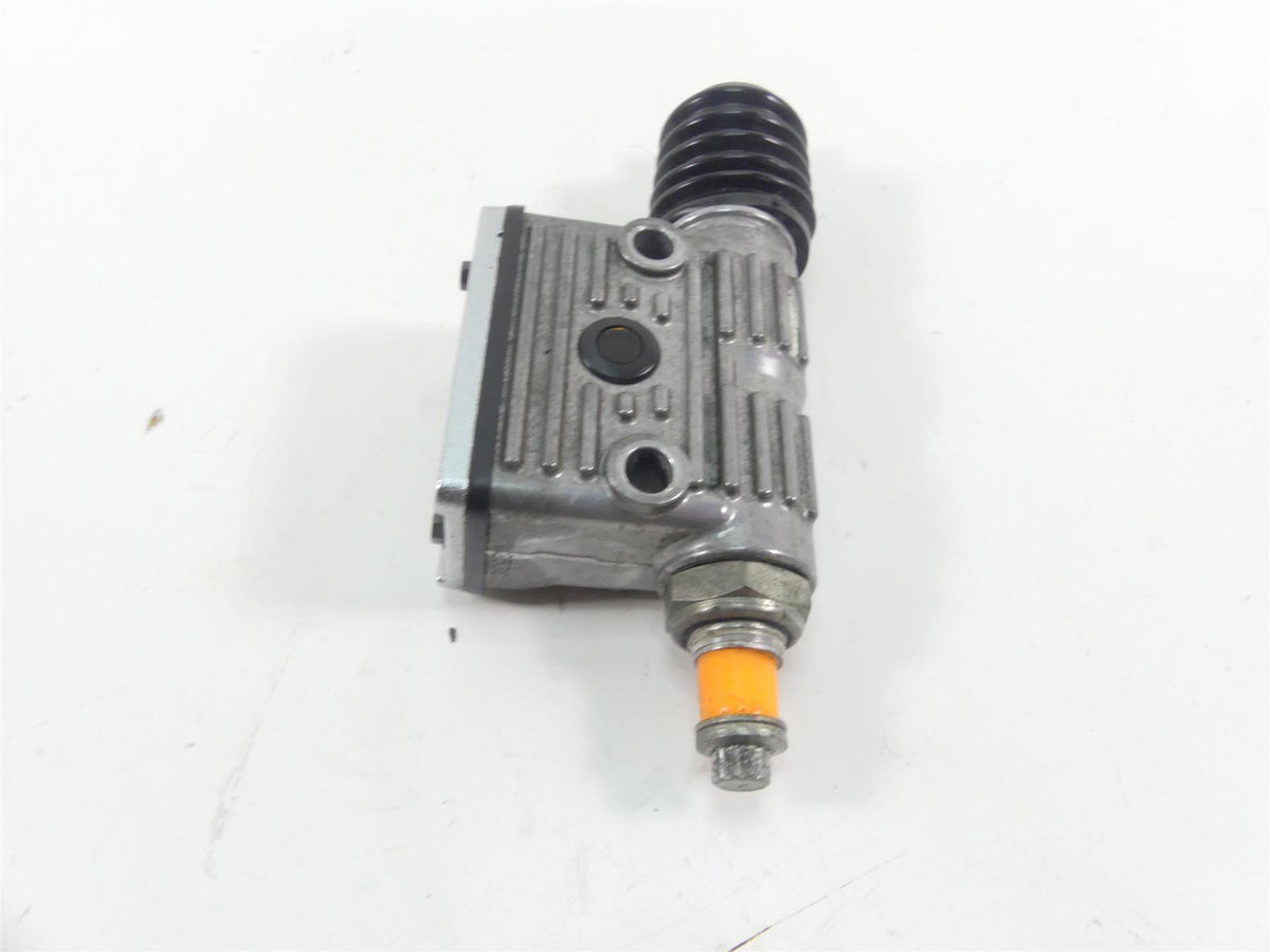 2003 Harley Sportster XL1200 C 100th Anniv Rear Brake Master Cylinder 42472-87 {{ shop.shopifyCountryName }} - Mototech271