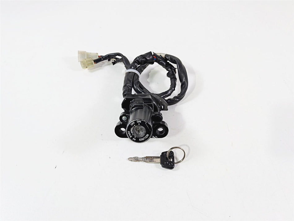 2016 Yamaha YZF R1 RN32 Ignition Switch Key Lock Set 2CR-82501-10-00 {{ shop.shopifyCountryName }} - Mototech271