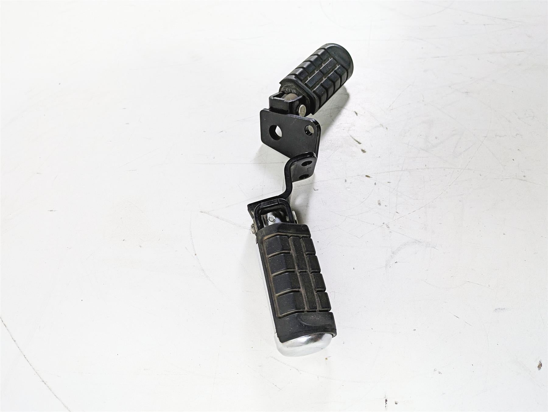 2002 Honda V-Twin VTX1800 C Rear Passenger Footpeg Set 50680-MCH-000 {{ shop.shopifyCountryName }} - Mototech271