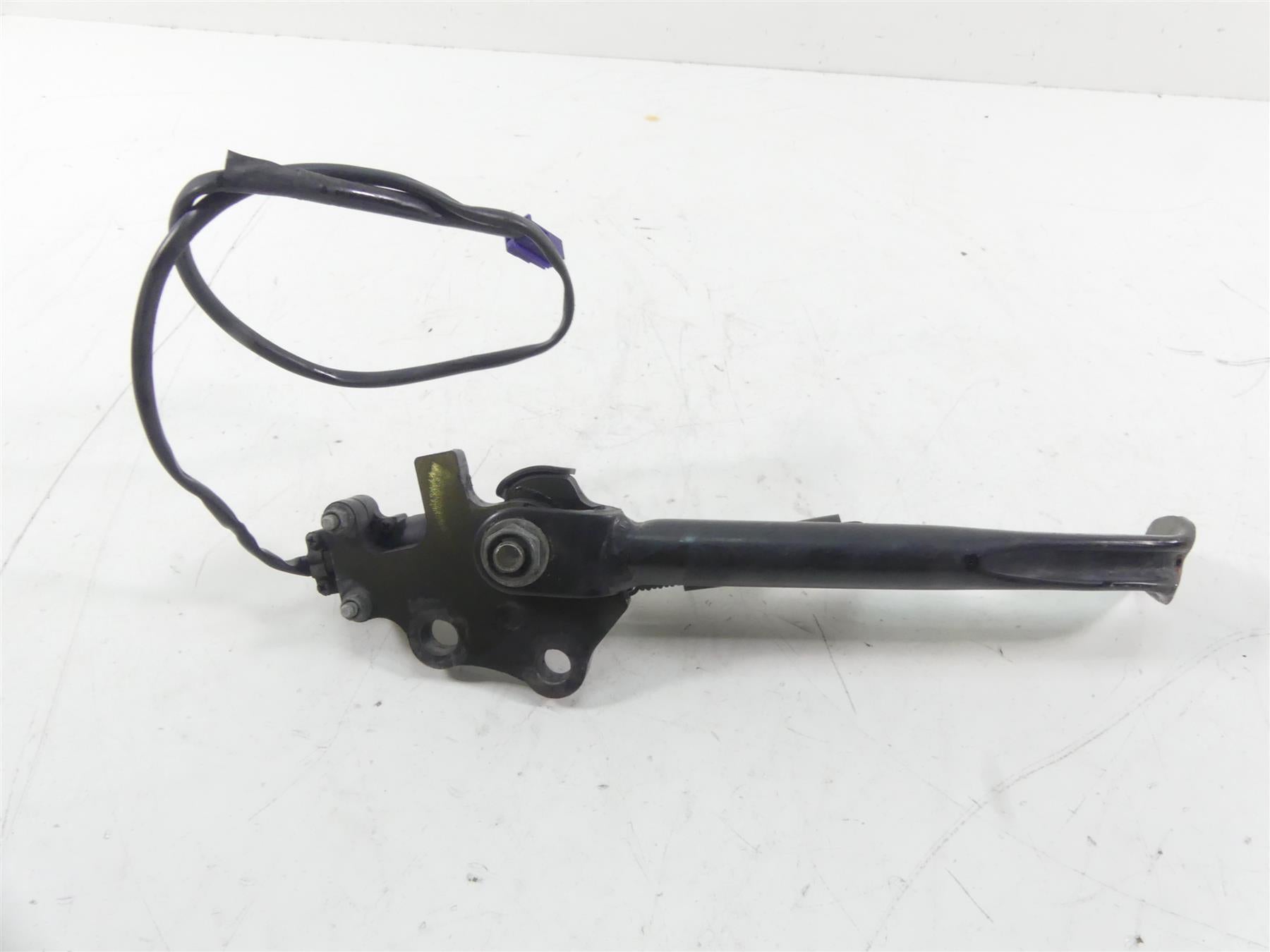 2007 Yamaha FZ1 Fazer Side Kickstand Kick Jiffy Stand & Switch 2D1-27311-00-00 {{ shop.shopifyCountryName }} - Mototech271
