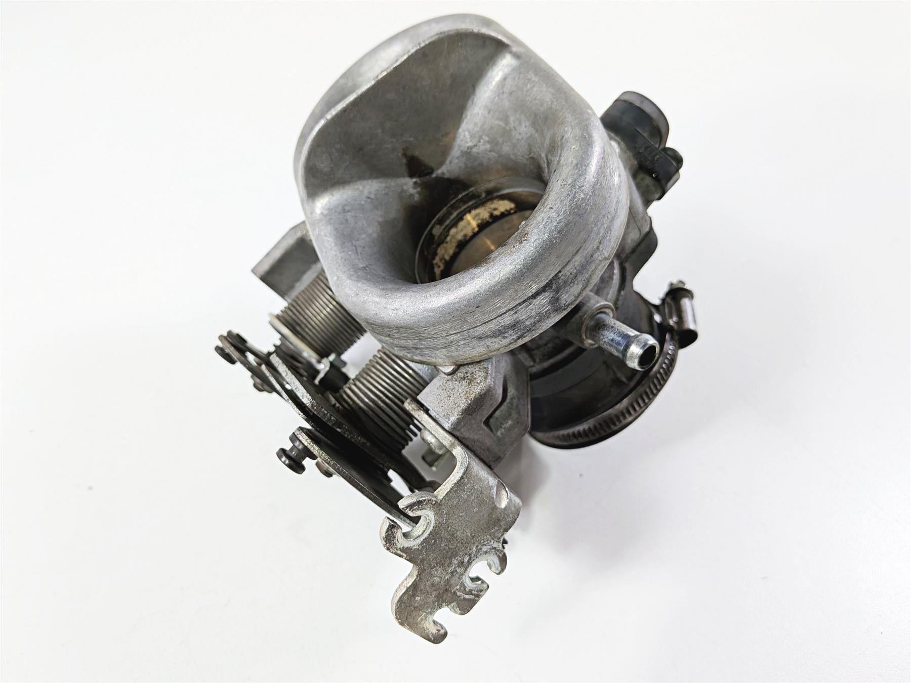 2013 Victory Vision Tour Throttle Body Bodies Fuel Injection 1204320 1205085 {{ shop.shopifyCountryName }} - Mototech271
