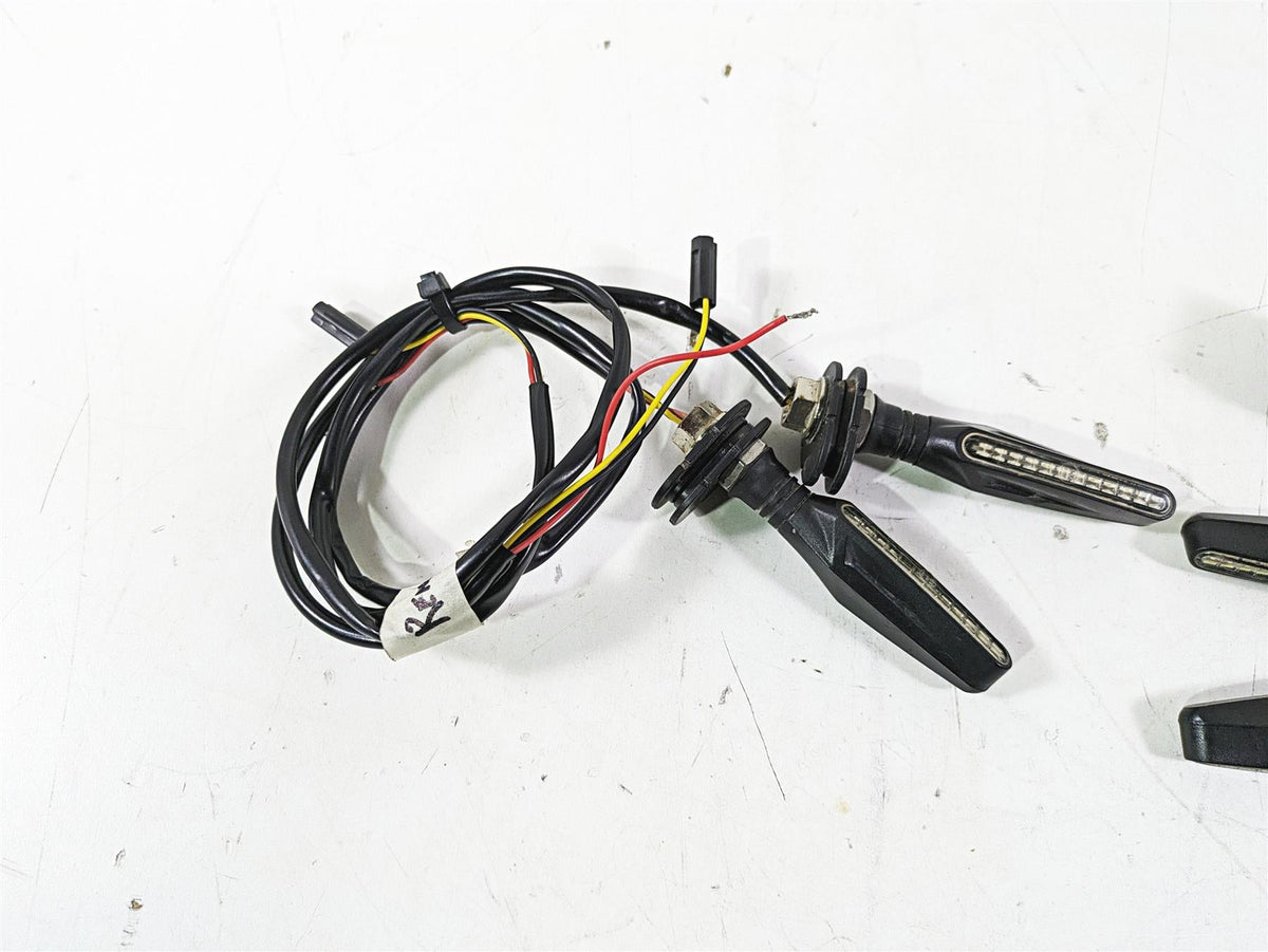 Universal Motorcycle Led Front Rear Blinker Turn Signal Set {{ shop.shopifyCountryName }} - Mototech271