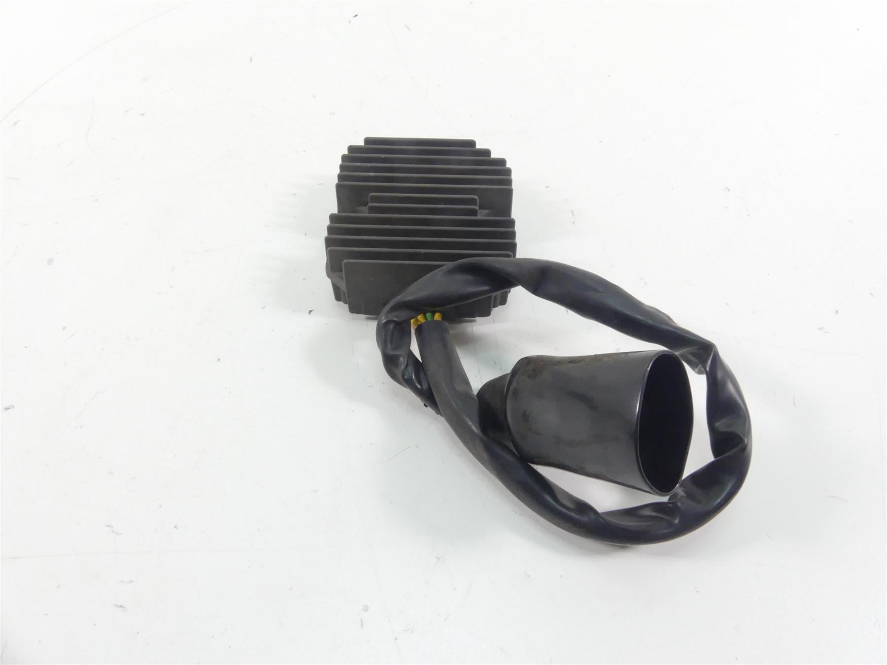 2003 Honda VT750 DC Shadow Spirit Rectifier Voltage Regulator 31600-MCR-A01 {{ shop.shopifyCountryName }} - Mototech271