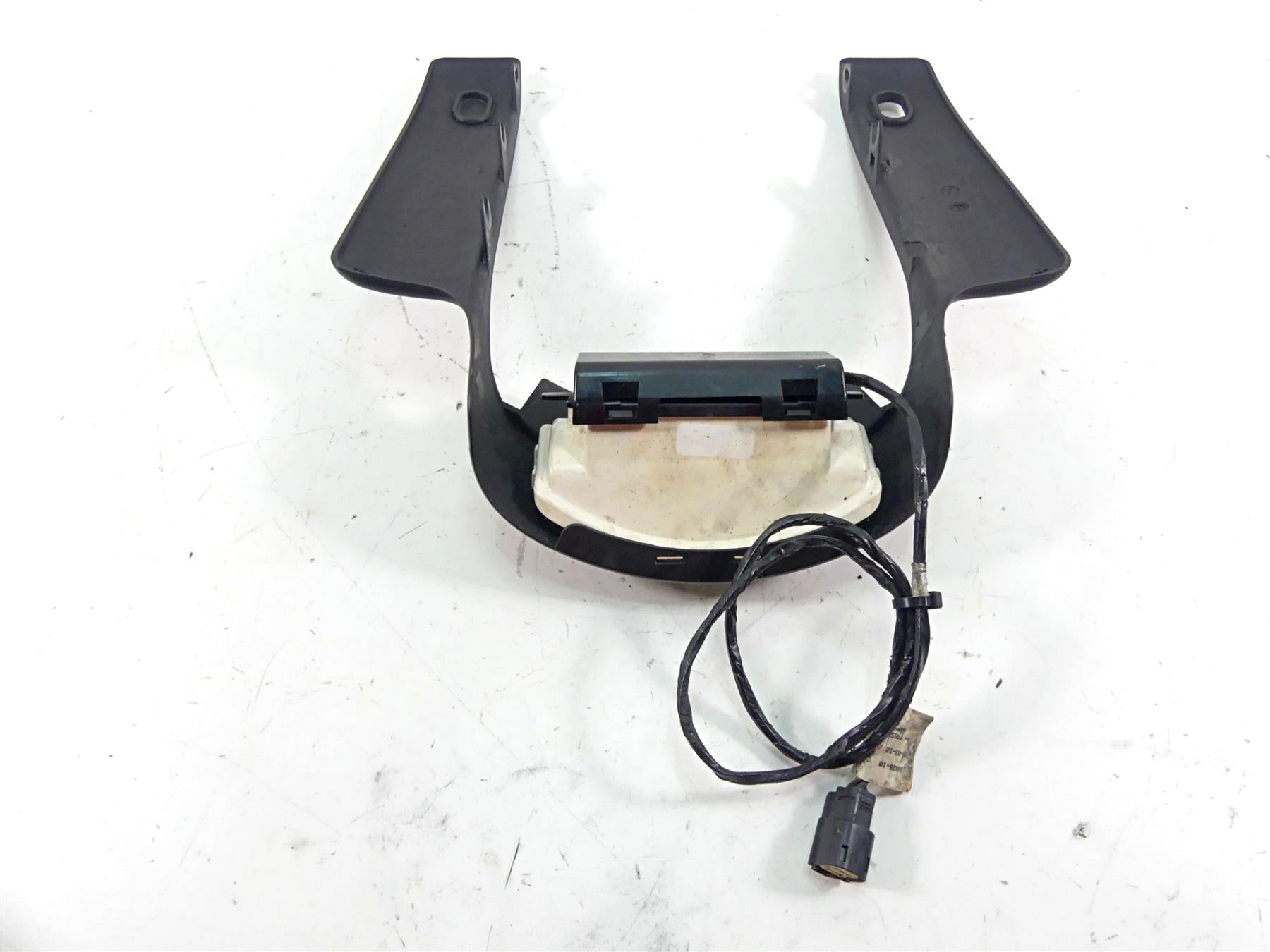 2011 Harley Touring FLTRX Road Glide Rear Fender Fascia Tail Cover Read 59739-09 {{ shop.shopifyCountryName }} - Mototech271