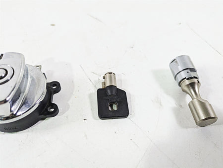 2008 Harley FLSTC 105TH Softail Heritage Ignition Switch Key Lock Set 71450-04 {{ shop.shopifyCountryName }} - Mototech271
