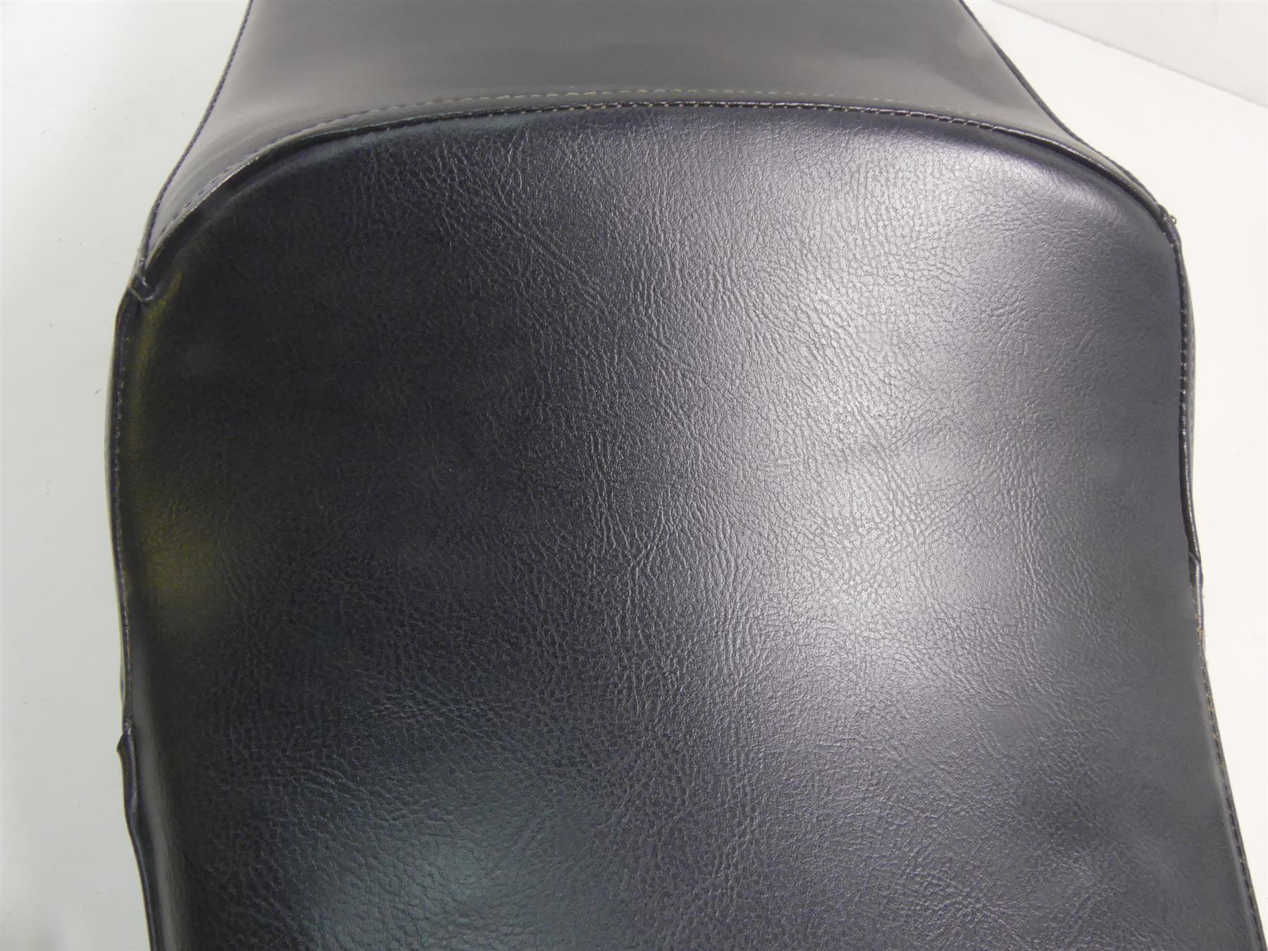 1980 Honda CB750C Custom Duo Rider Passenger Saddle Seat 77200-425-730 {{ shop.shopifyCountryName }} - Mototech271