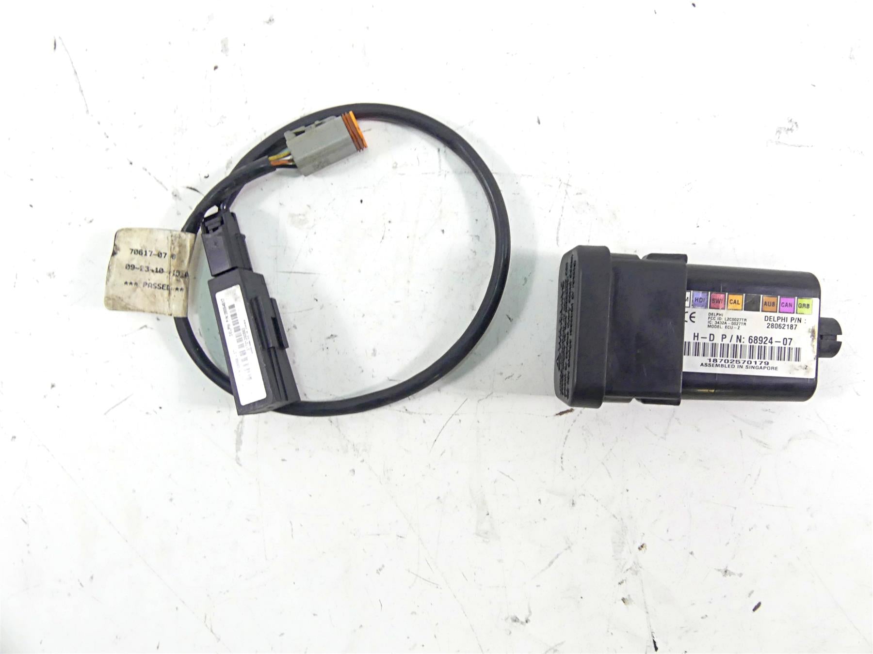 2011 Harley Touring FLTRX Road Glide Tssm Turn Signal Security Module 68924-07 {{ shop.shopifyCountryName }} - Mototech271