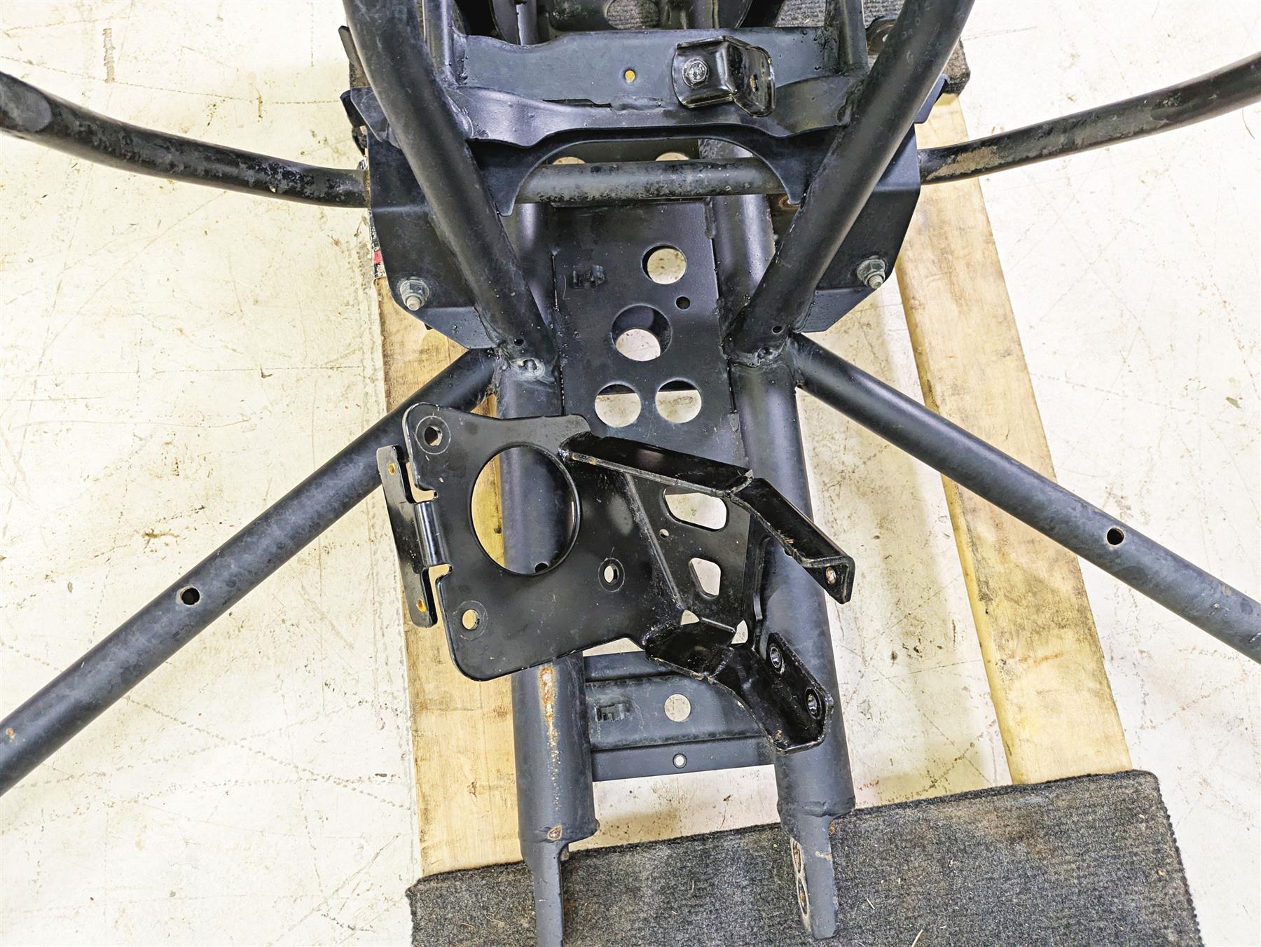 2021 Polaris RZR1000 XP Premium Front Subframe + Handle & Cup Holder 1024369 {{ shop.shopifyCountryName }} - Mototech271