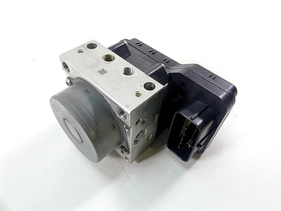 2012 Yamaha VMX17 VMAX 1700 Abs Brake Pump Module Unit 2S3-85930-19-00 {{ shop.shopifyCountryName }} - Mototech271