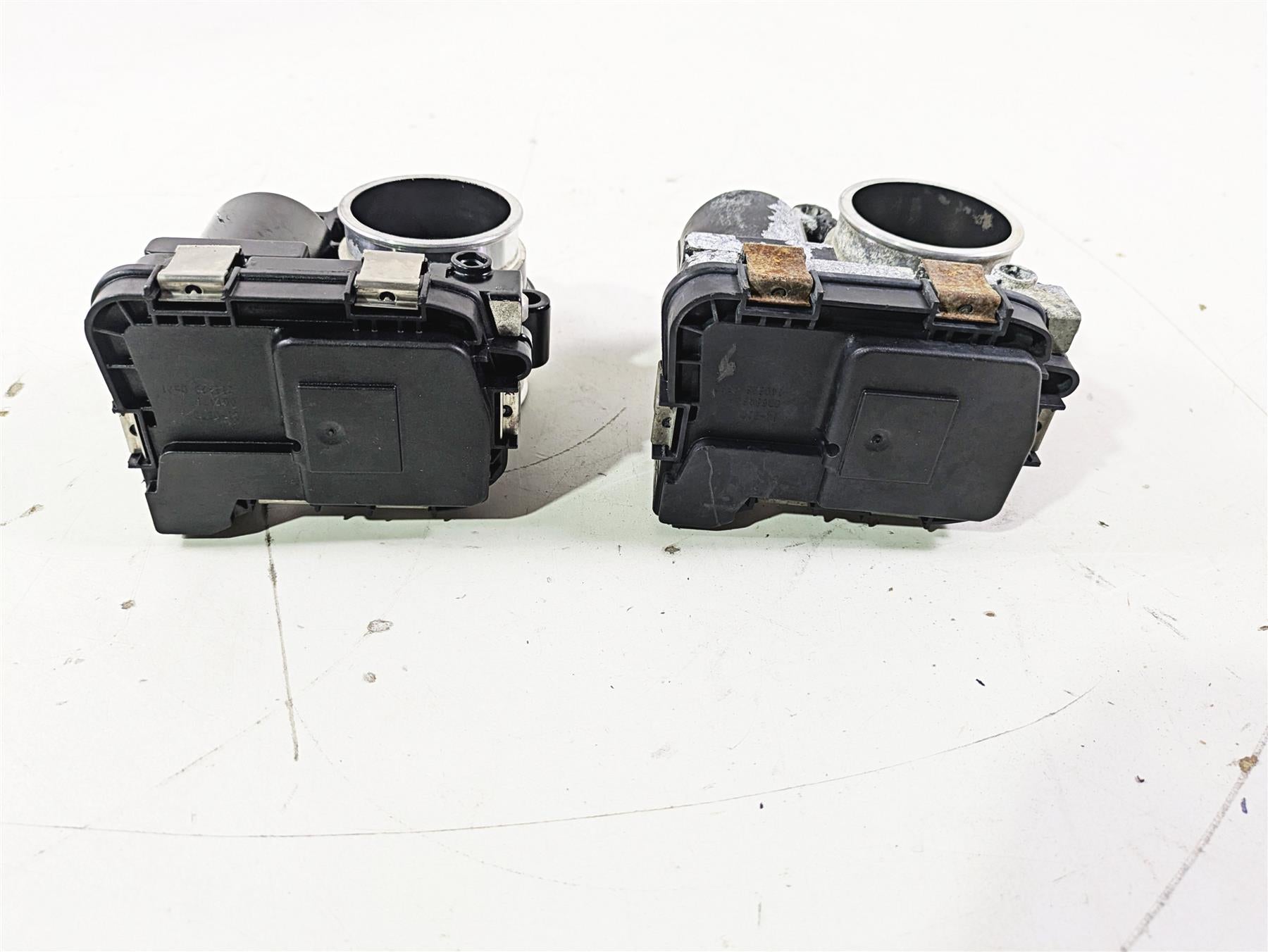 2015 BMW R1200GS Adv K51 Throttle Body Bodies Set 13548564959 {{ shop.shopifyCountryName }} - Mototech271