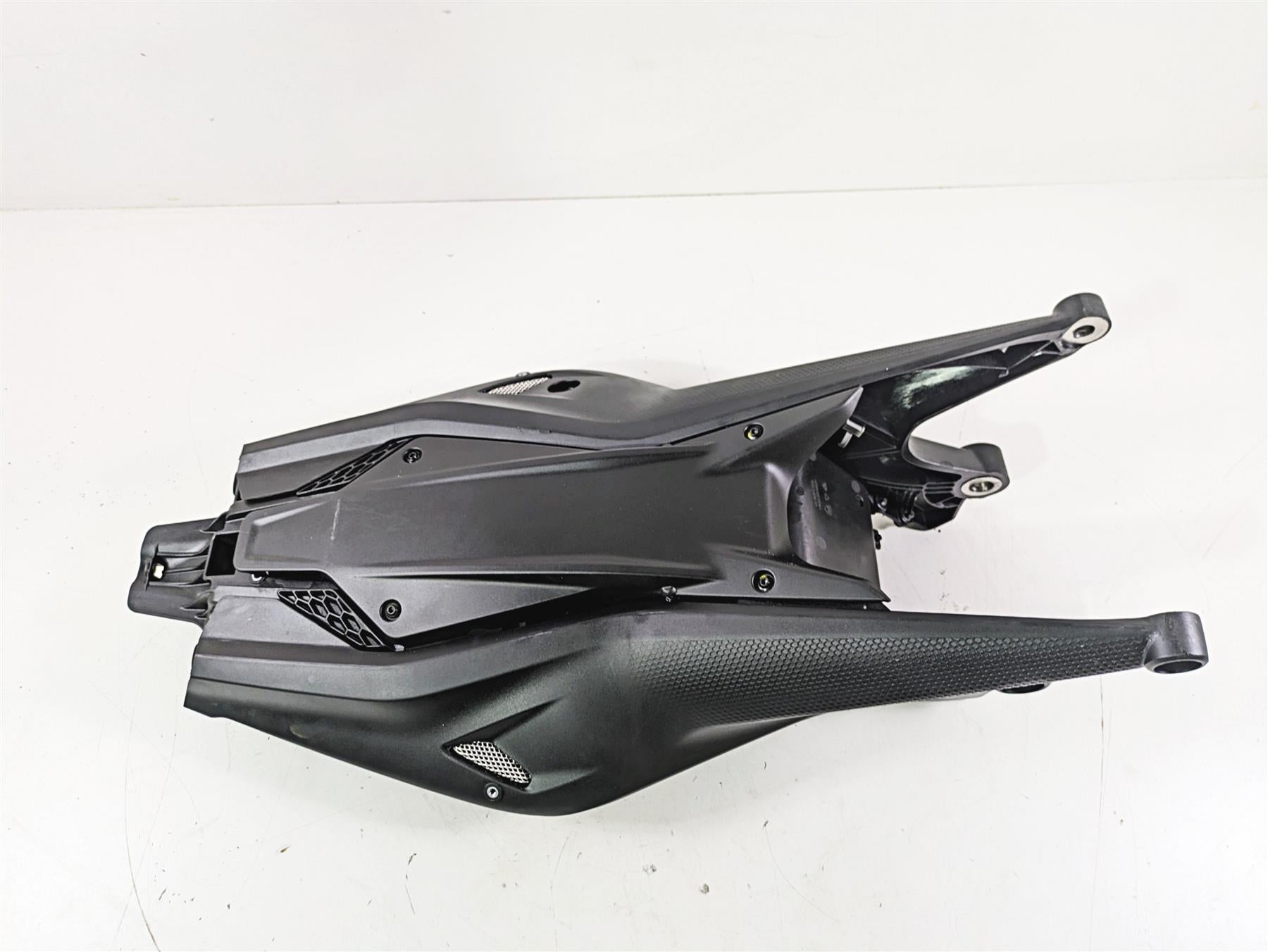 2023 Ducati Monster 937 SP Rear Left Right Subframe Set L 46910422B R 46910432B {{ shop.shopifyCountryName }} - Mototech271