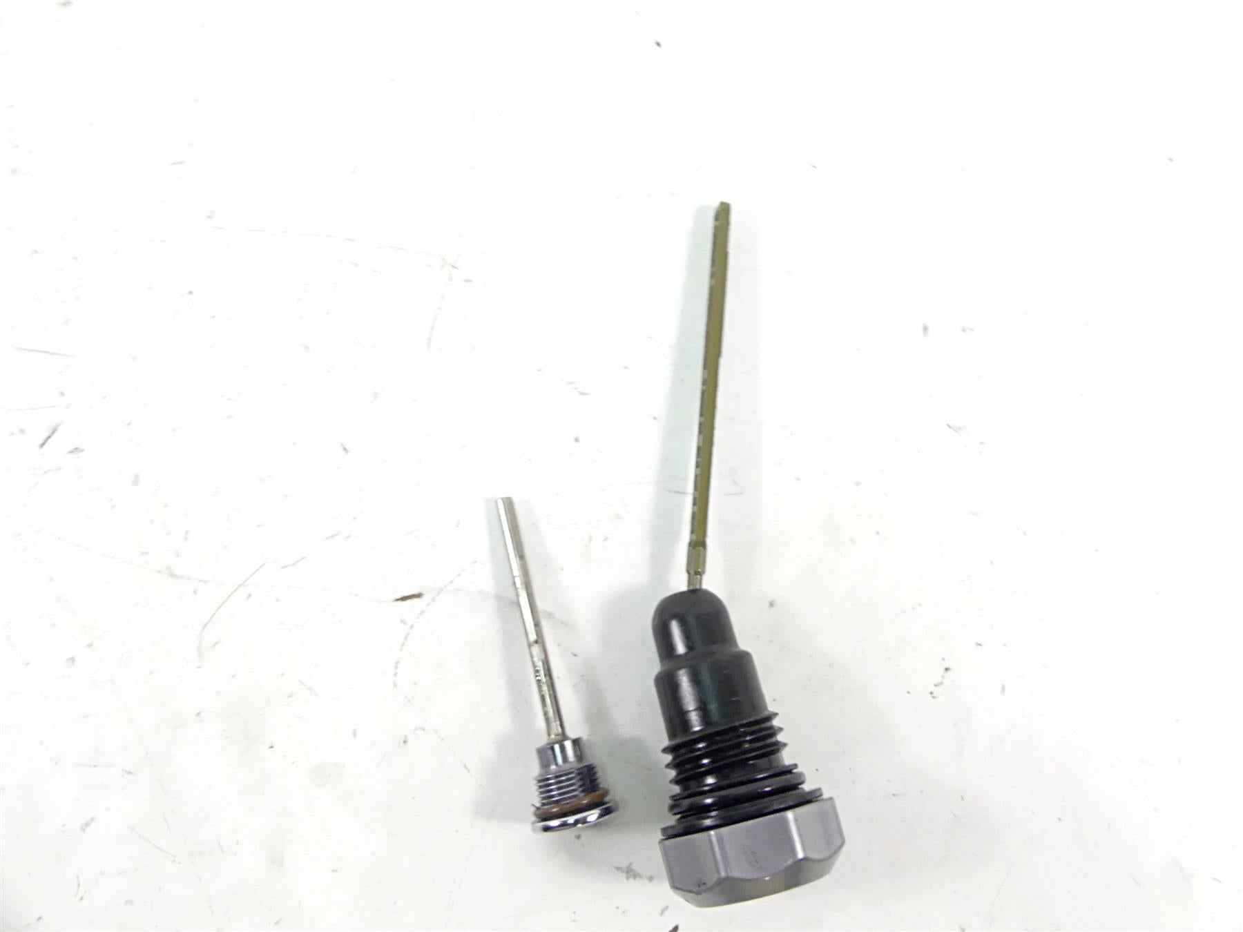 2008 Harley Touring FLHX Street Glide Oil Dip Stick Set 37065-06A 62849-07A {{ shop.shopifyCountryName }} - Mototech271