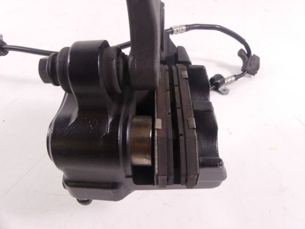 2019 Harley Softail FXBB Street Bob Rear Brake Caliper + Line & Mount 41300192 {{ shop.shopifyCountryName }} - Mototech271