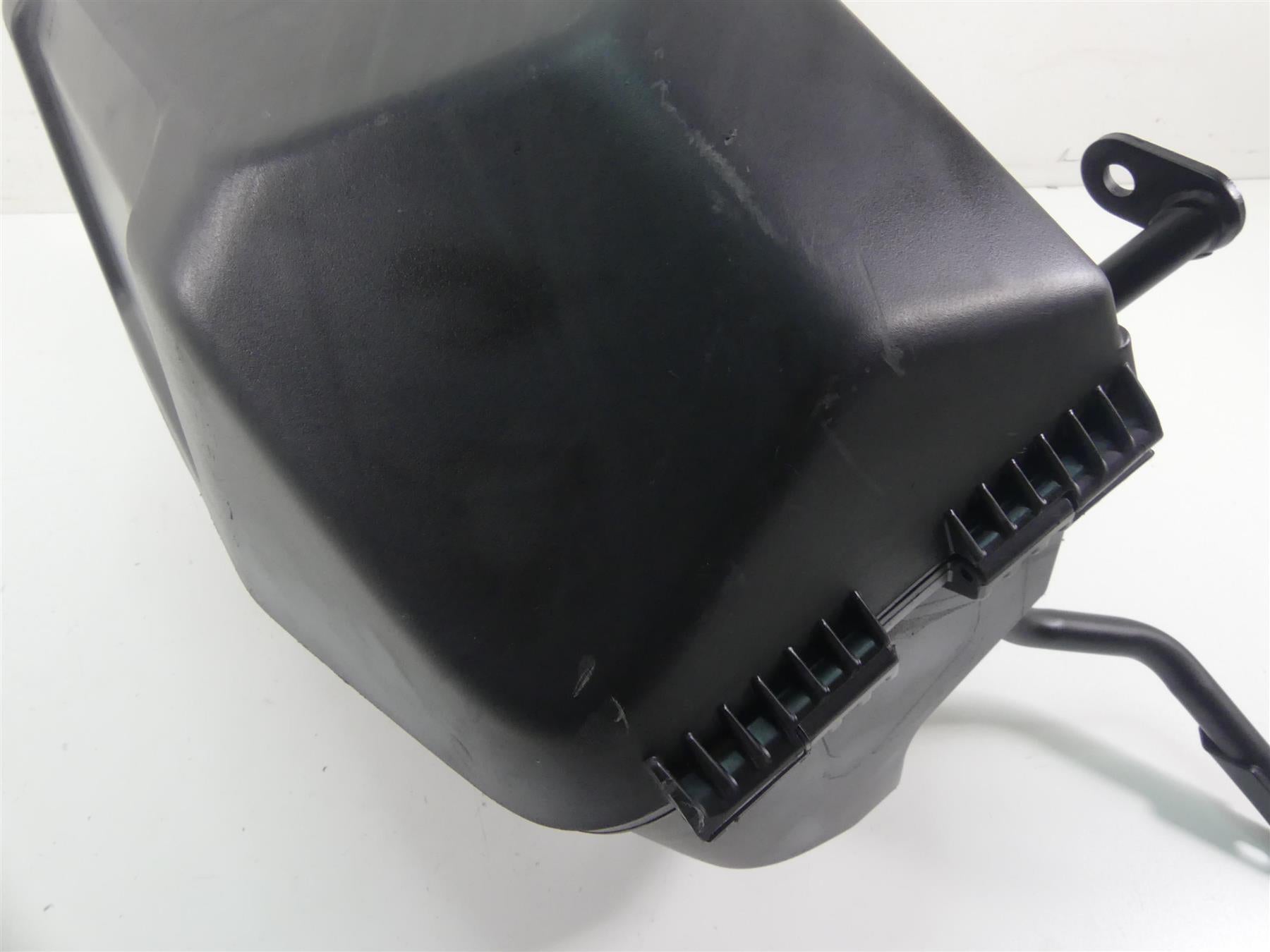 2022 Kawasaki KLR650 KL650 Adv Right Saddlebag Saddle Bag & Mount 57004-0020 {{ shop.shopifyCountryName }} - Mototech271