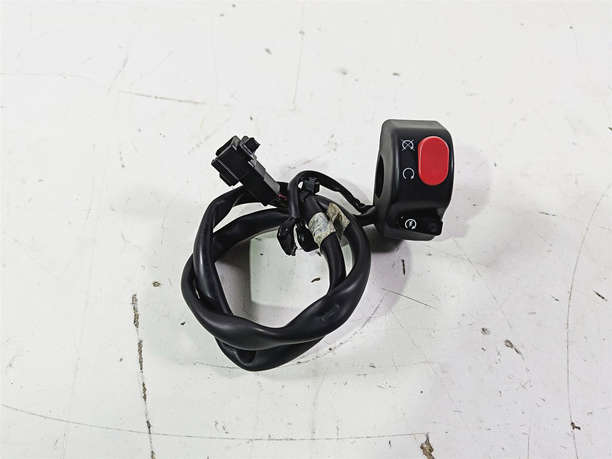 2012 Triumph Daytona 675 Right Hand Start Stop Control Switch T2049237 {{ shop.shopifyCountryName }} - Mototech271