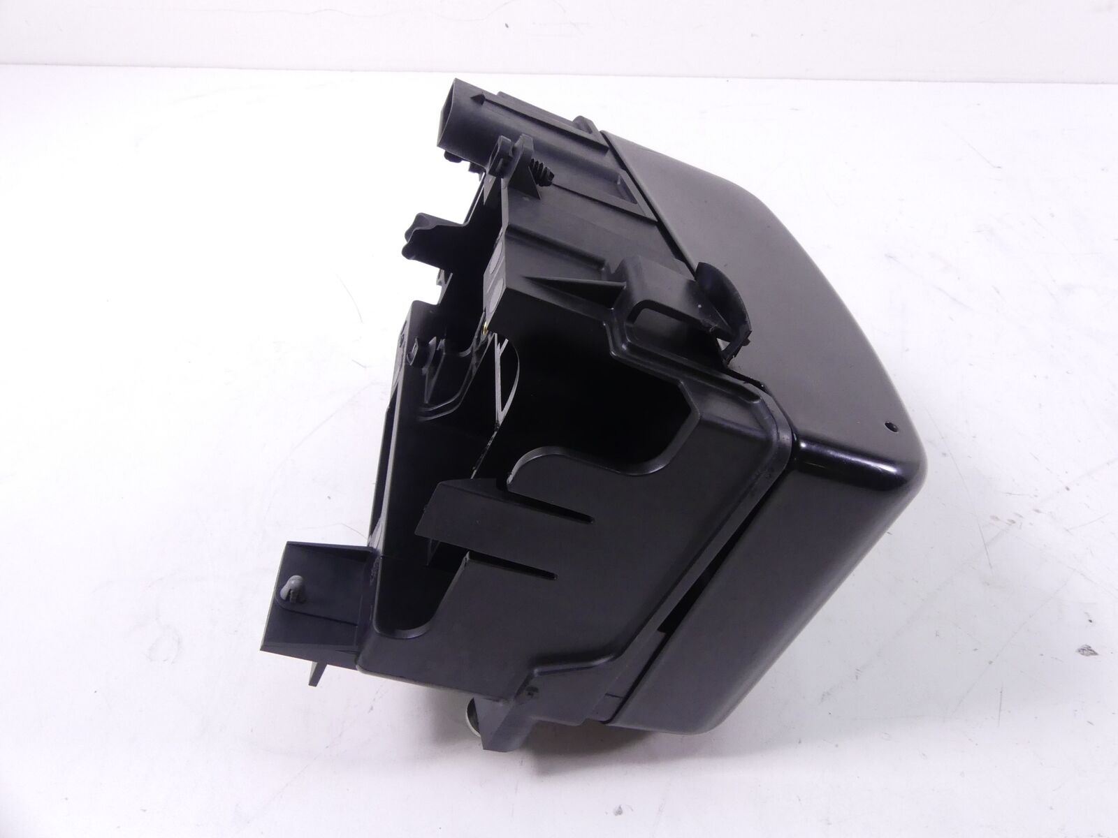 2016 Harley FLD Dyna Switchback 103 Electrical Carrier & Side Cover 70367-12 {{ shop.shopifyCountryName }} - Mototech271