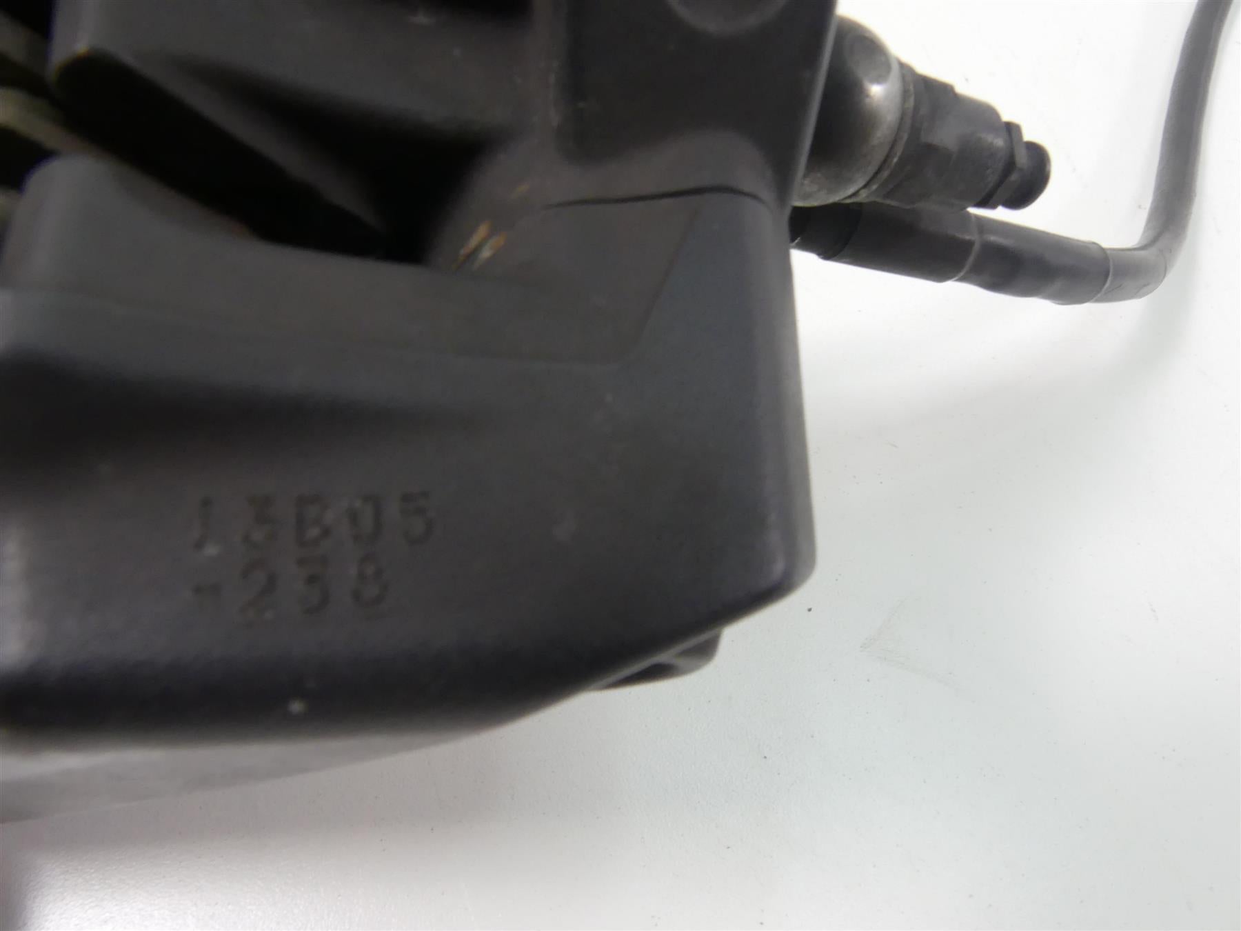 2013 Harley Touring FLTRX Road Glide Front Brake Caliper Set 43027-08 44023-08 {{ shop.shopifyCountryName }} - Mototech271