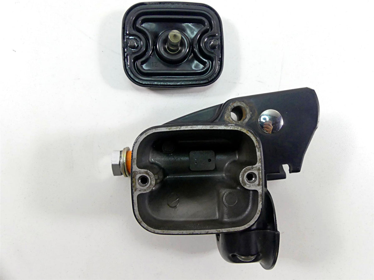 2011 Harley Softail FXS Blackline Front Brake Master Cylinder 9/16" 45029-11D {{ shop.shopifyCountryName }} - Mototech271