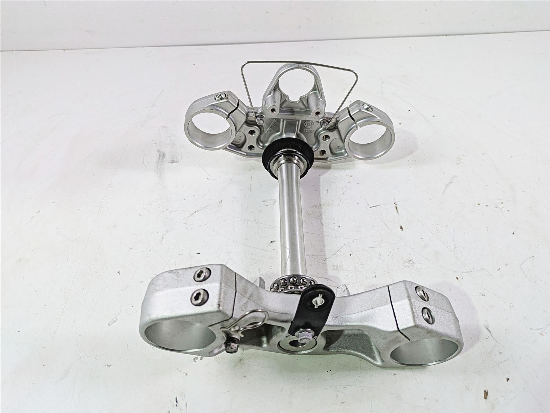 2013 Triumph Tiger 1215 Explorer Lower Upper Triple Tree Set T2041550 T2041622