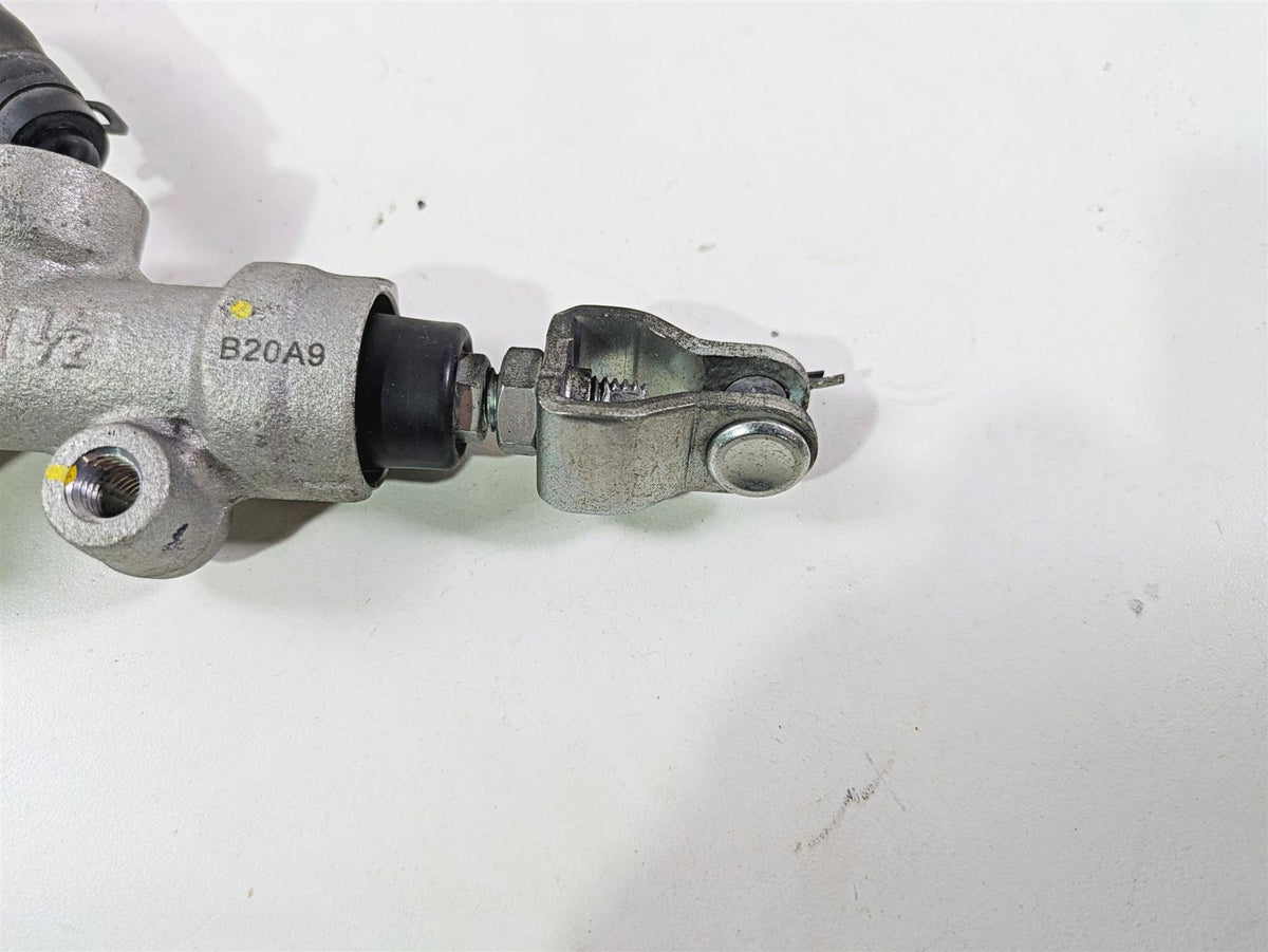 2020 Kawasaki Z900 ZR900 Rear Brake Master Cylinder 1/2" 43015-0650 {{ shop.shopifyCountryName }} - Mototech271