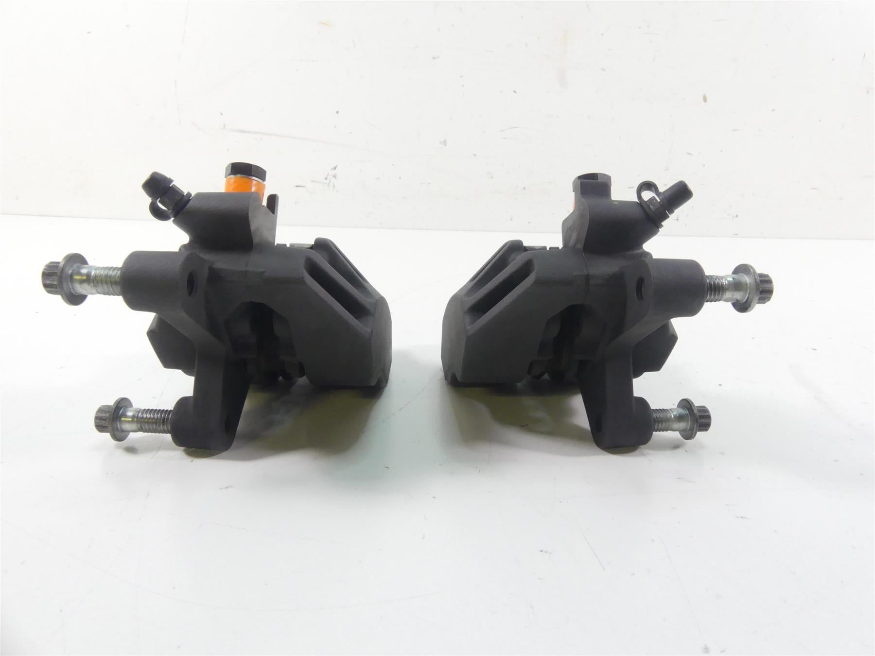 2009 Harley XR1200 Sportster Nissin Front Brake Caliper Set 42943-08 42944-08 {{ shop.shopifyCountryName }} - Mototech271
