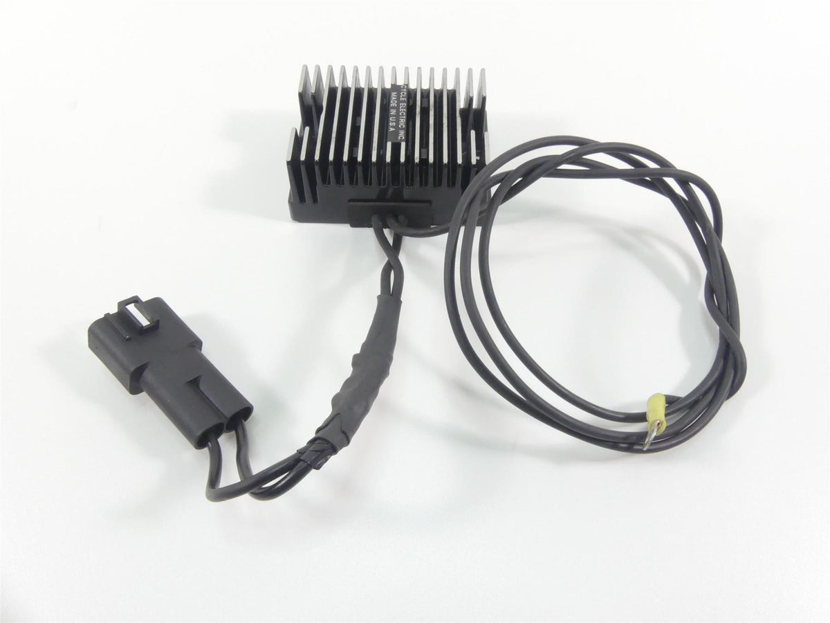 1999 Harley Dyna FXDL Low Rider Rectifier Voltage Regulator 74518-99A {{ shop.shopifyCountryName }} - Mototech271