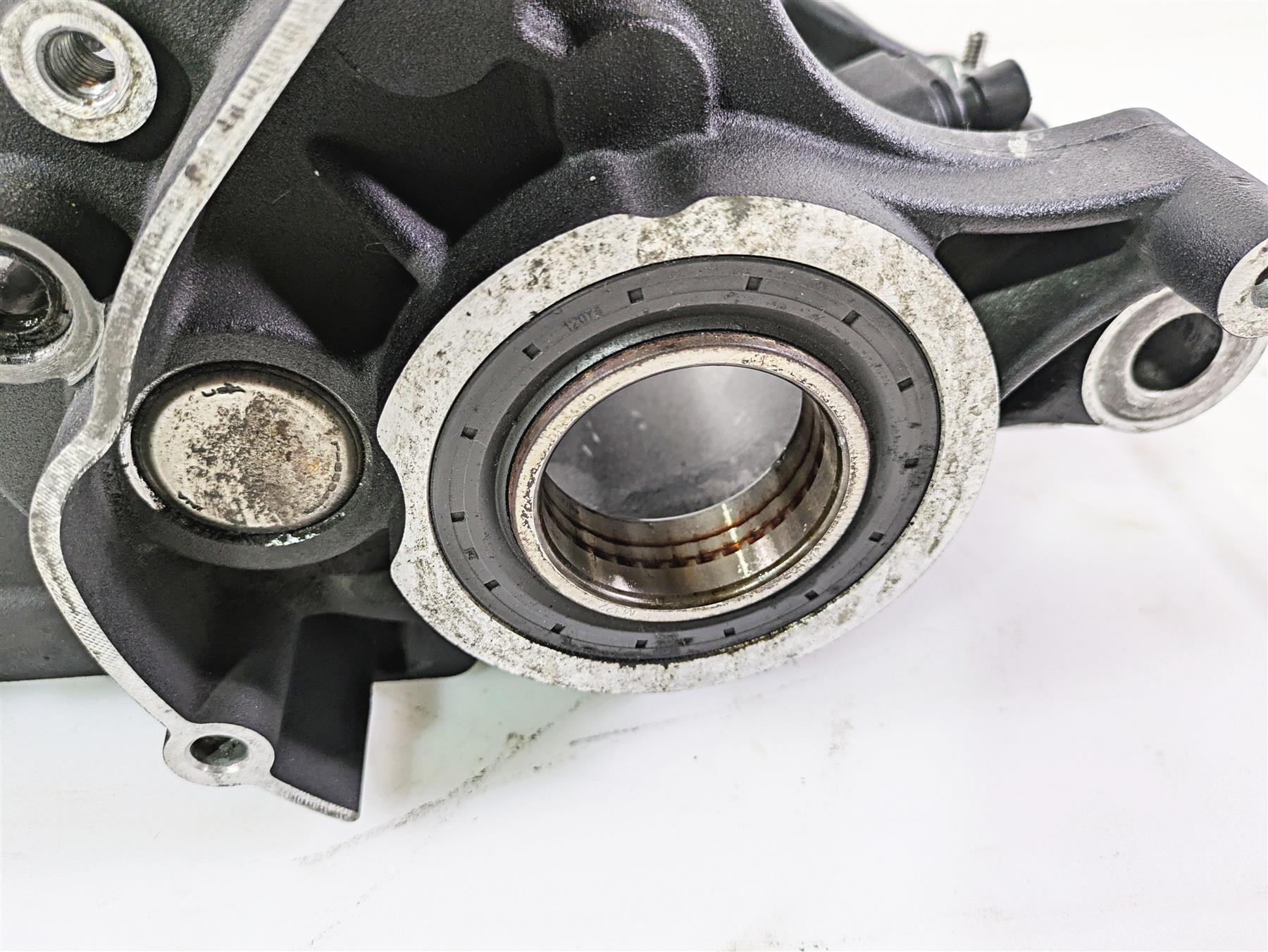 2017 Harley Dyna FXDB Street Bob Transmission Gear Case Housing 34747-06C {{ shop.shopifyCountryName }} - Mototech271